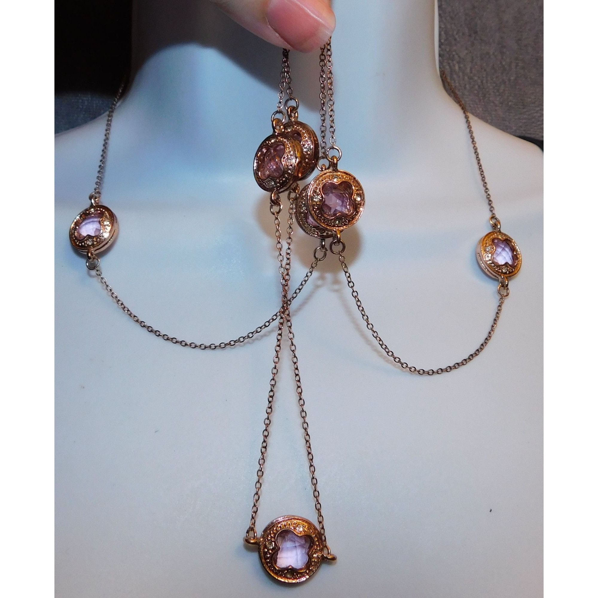 Other Whimsical Pink Gemmed Rose Gold Tone Statement Necklace Size ONE SIZE - 1 Thumbnail