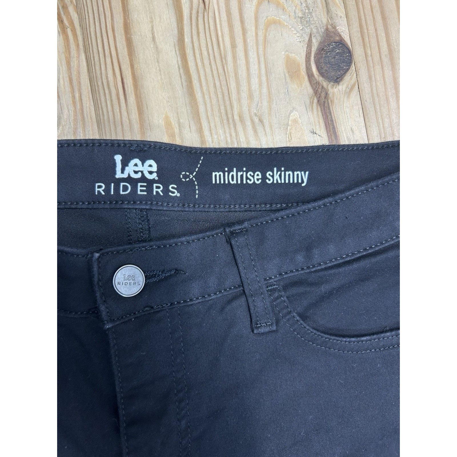 Lee Lee Midrise Skinny Jeans Women 12 M Black Cotton Blend Pants Size 34" / US 12 / IT 48 - 2 Thumbnail