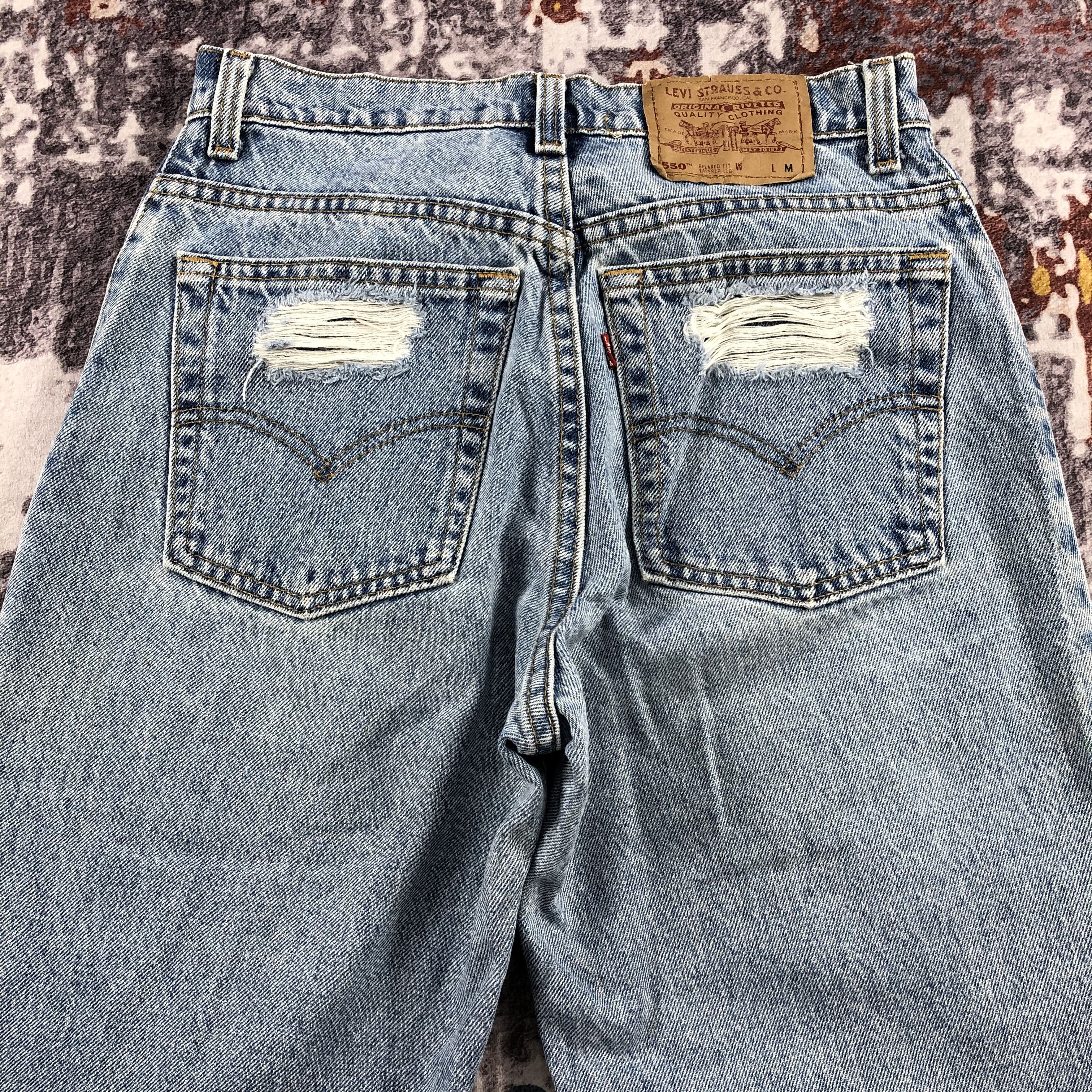 Levi's × Levi's Vintage Clothing Vintage 90s Light Wash Levis 550 Jeans-JM2157 Size 28" / US 6 / IT 42 - 4 Thumbnail