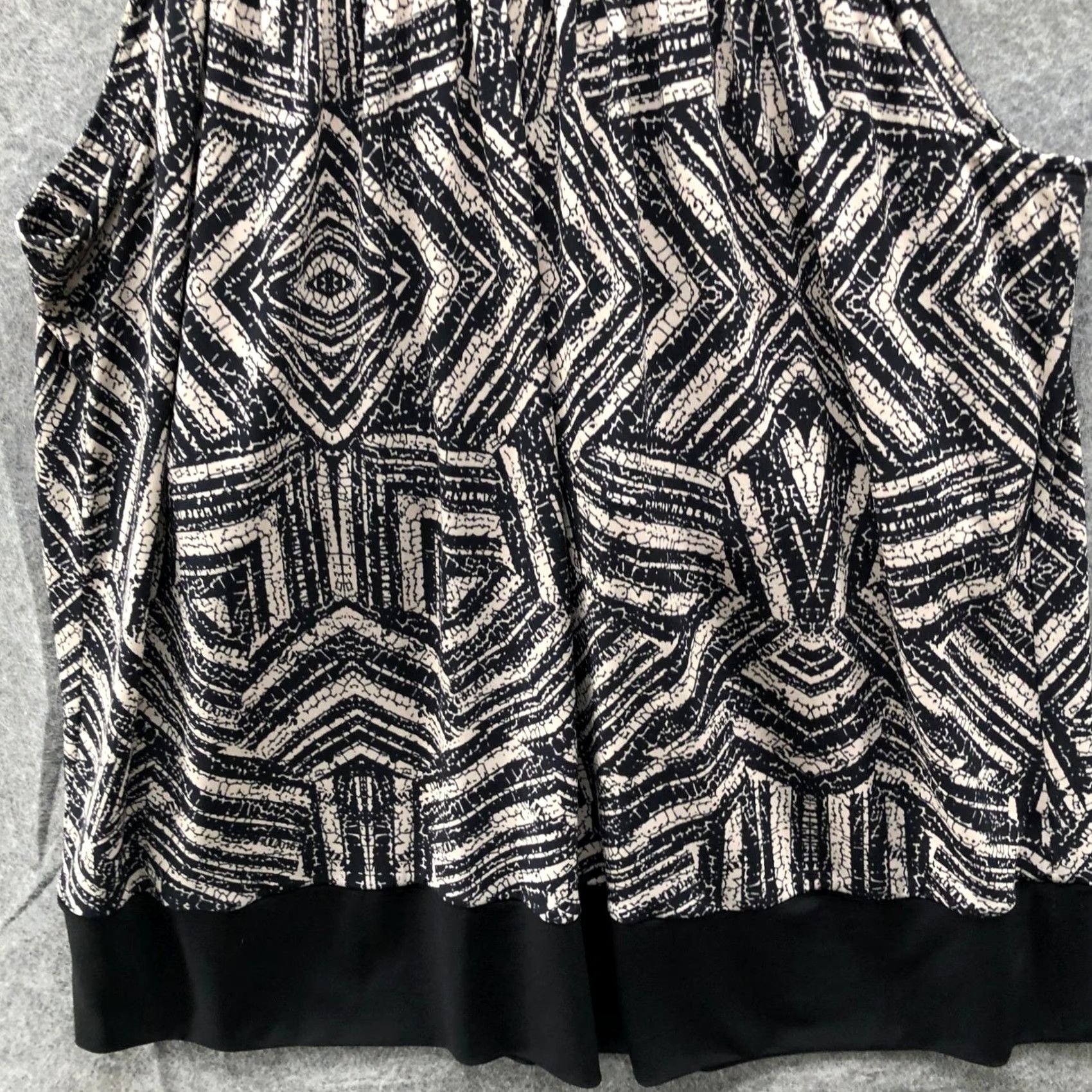 Calvin Klein Calvin Klein Geometric Halter Top Womens XL Black Tan Sleeveless Jersey Blouson Size XL / US 12-14 / IT 48-50 - 6 Thumbnail