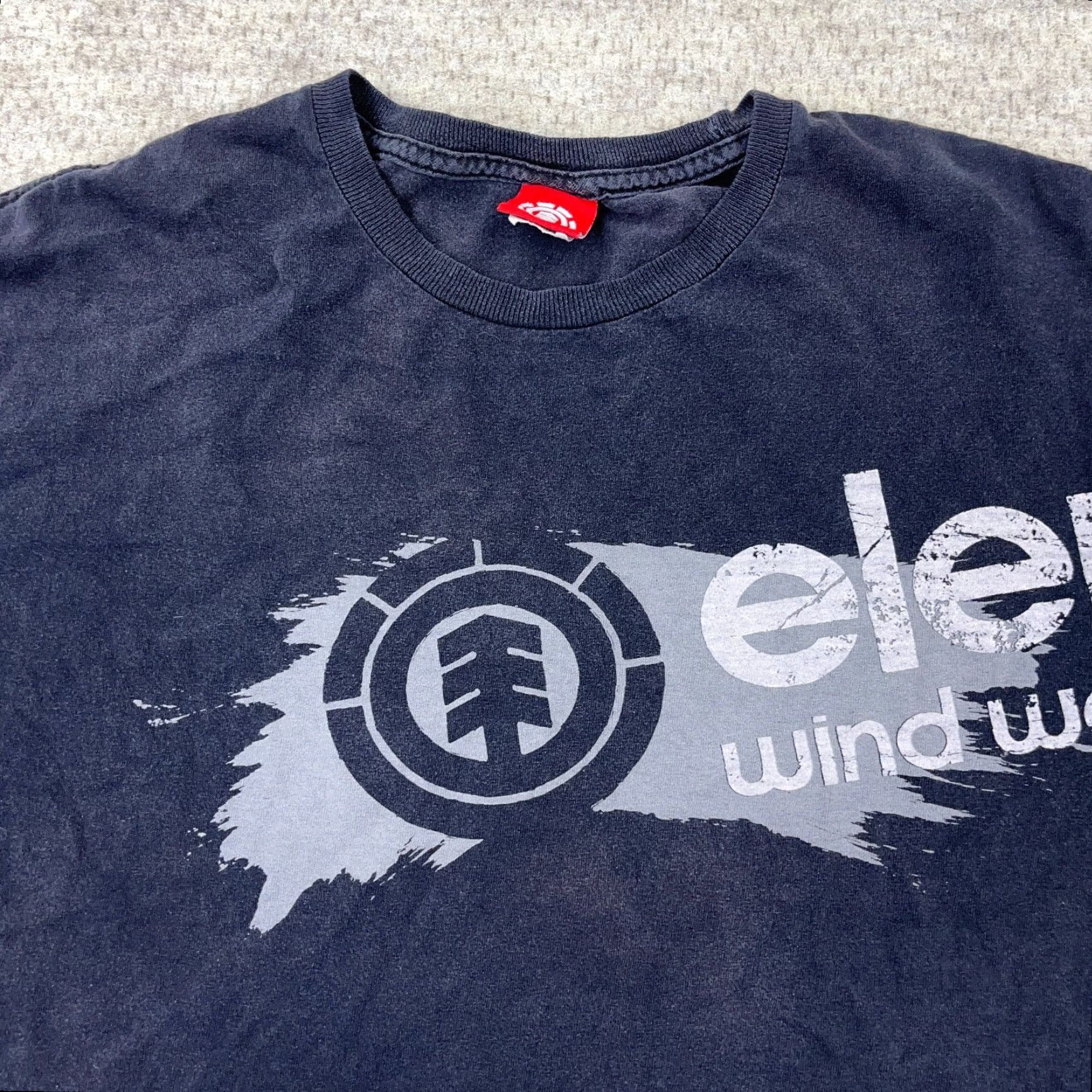 Element VINTAGE Element T-Shirt Men Large Black 80s Graphic Print Skateboarding USA Logo Short Sleeve Crew Neck Mens Large Black 80s Theme Retro Skateboard Size US L / EU 52-54 / 3 - 6 Thumbnail