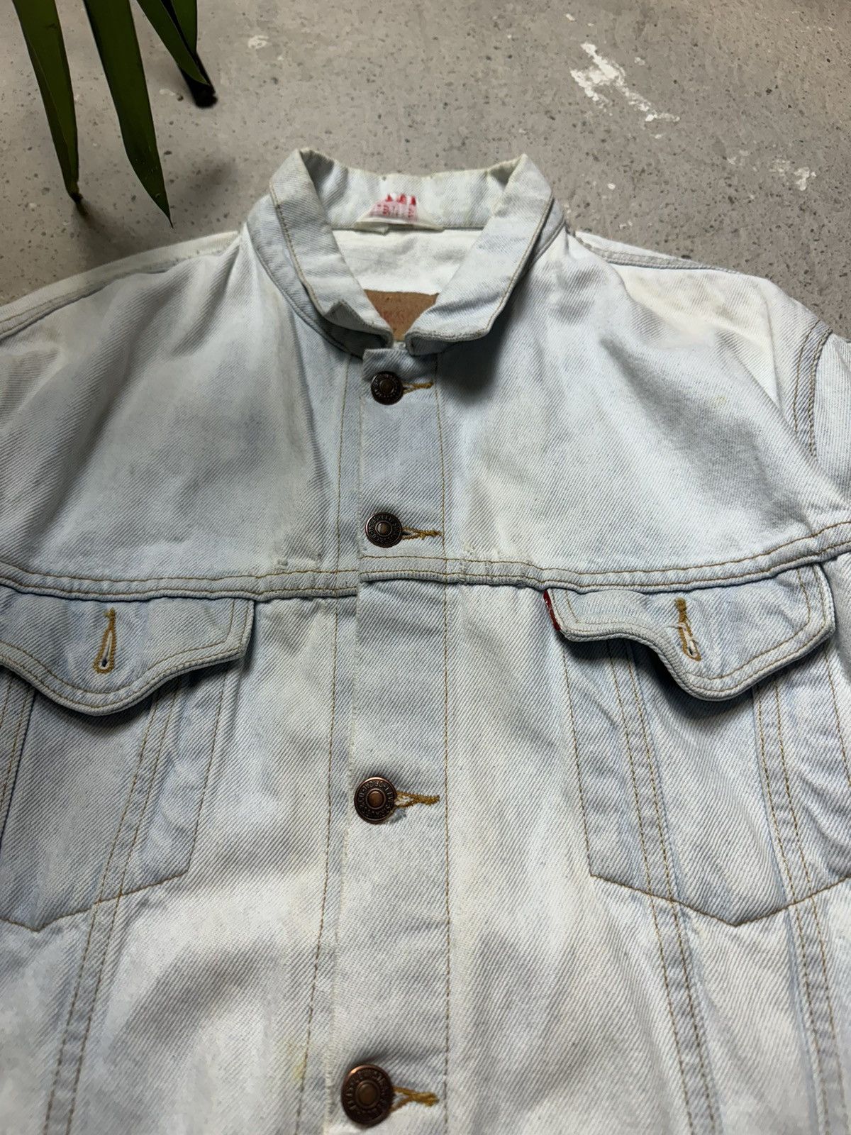 Levi's × Vintage Vintage Y2K Levi’s Rare 80s White Denim Fade Jacket Size US L / EU 52-54 / 3 - 5 Thumbnail
