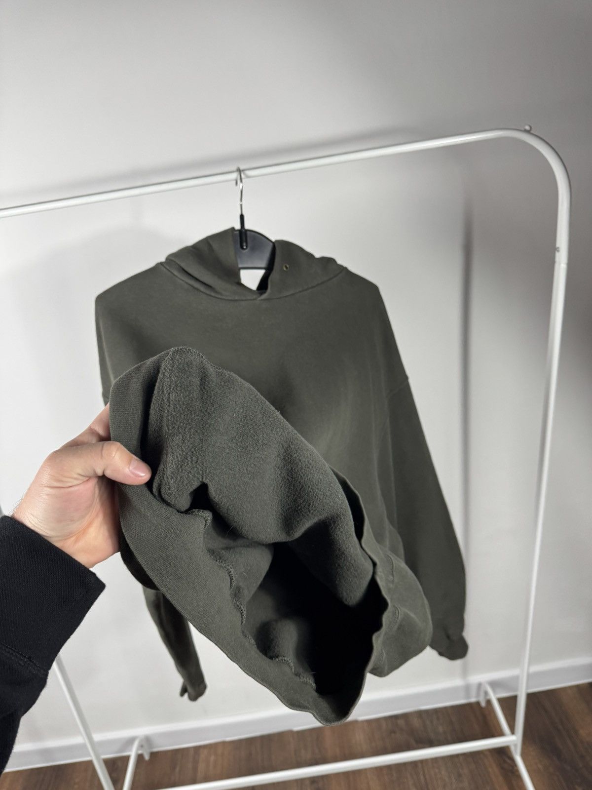 Fruit Of The Loom Vintage Fruit of the Loom Hoodie XL Faded Blank Pullover Size US XL / EU 56 / 4 - 9 Thumbnail