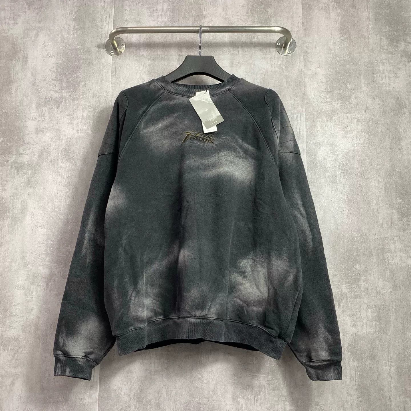 Other Far Archive Black Racing Armor Sweatshirt Size US S / EU 44-46 / 1 - 1 Thumbnail