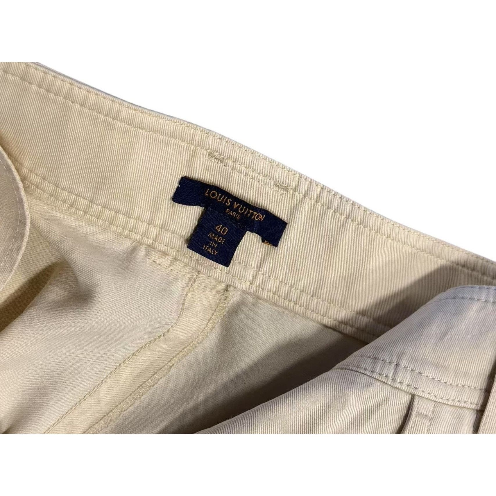 Louis Vuitton Womens Beige High-Waisted Pants With Pleats & Designer-Inspi Size 40" / US 18 - 9 Thumbnail
