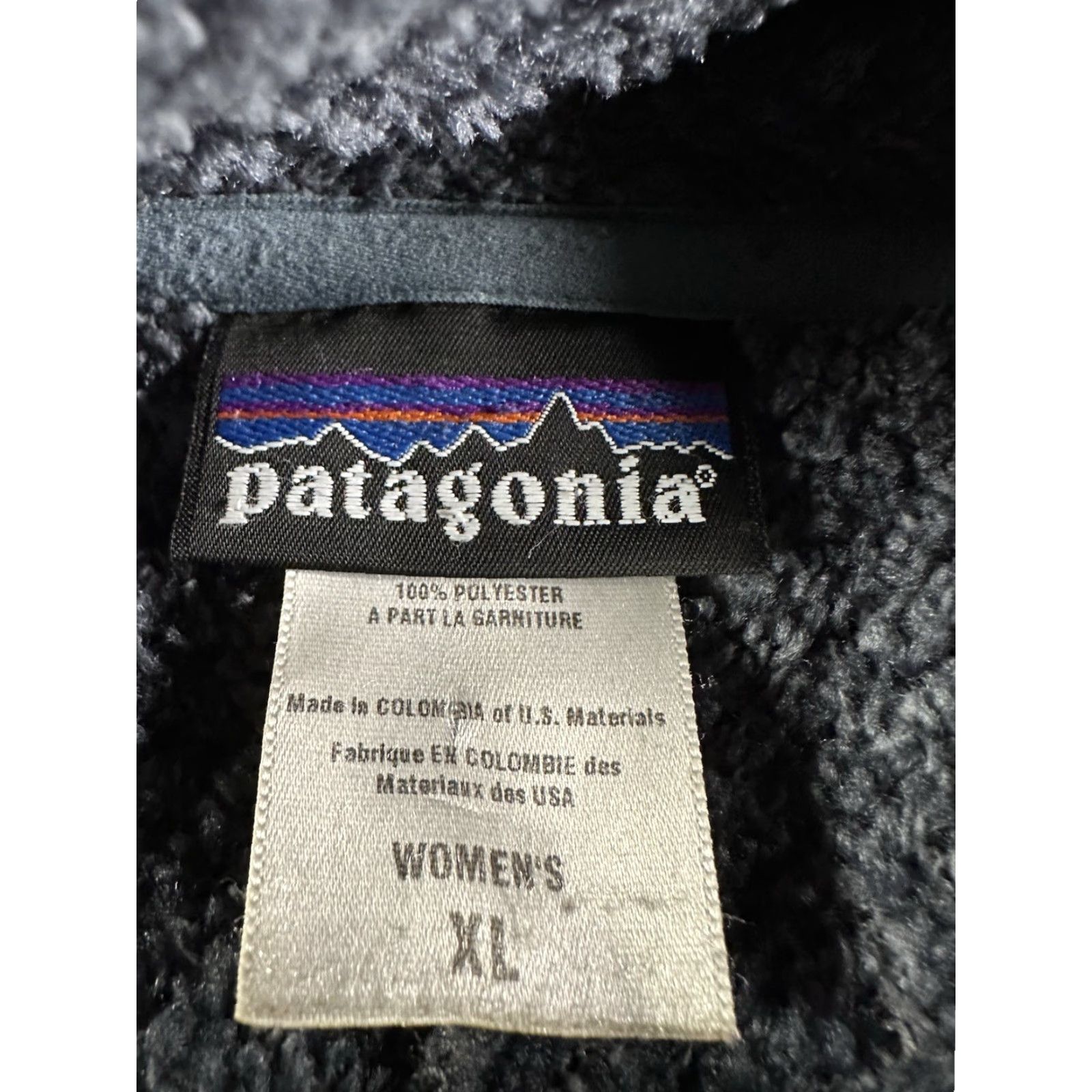 Patagonia Patagonia Jacket Womens XL Black Fleece Full Zip Regulator R2 Vintage? No - Classic Patagonia Logo Pockets Regular Fit Size XL Size XL / US 12-14 / IT 48-50 - 6 Thumbnail