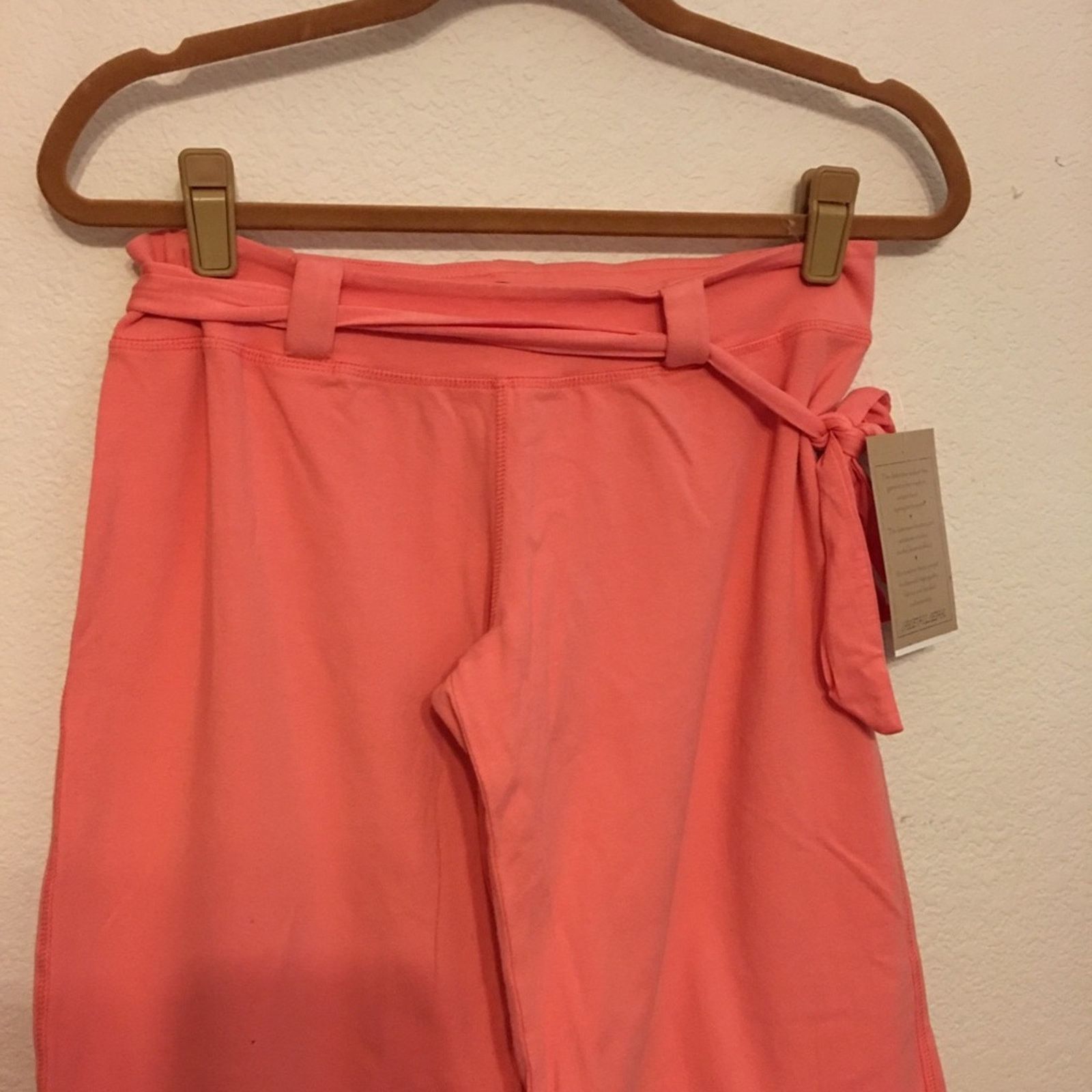 Other Reflex women’s fine activewear coral pants NWT L Size 30" / US 8 / IT 44 - 2 Thumbnail