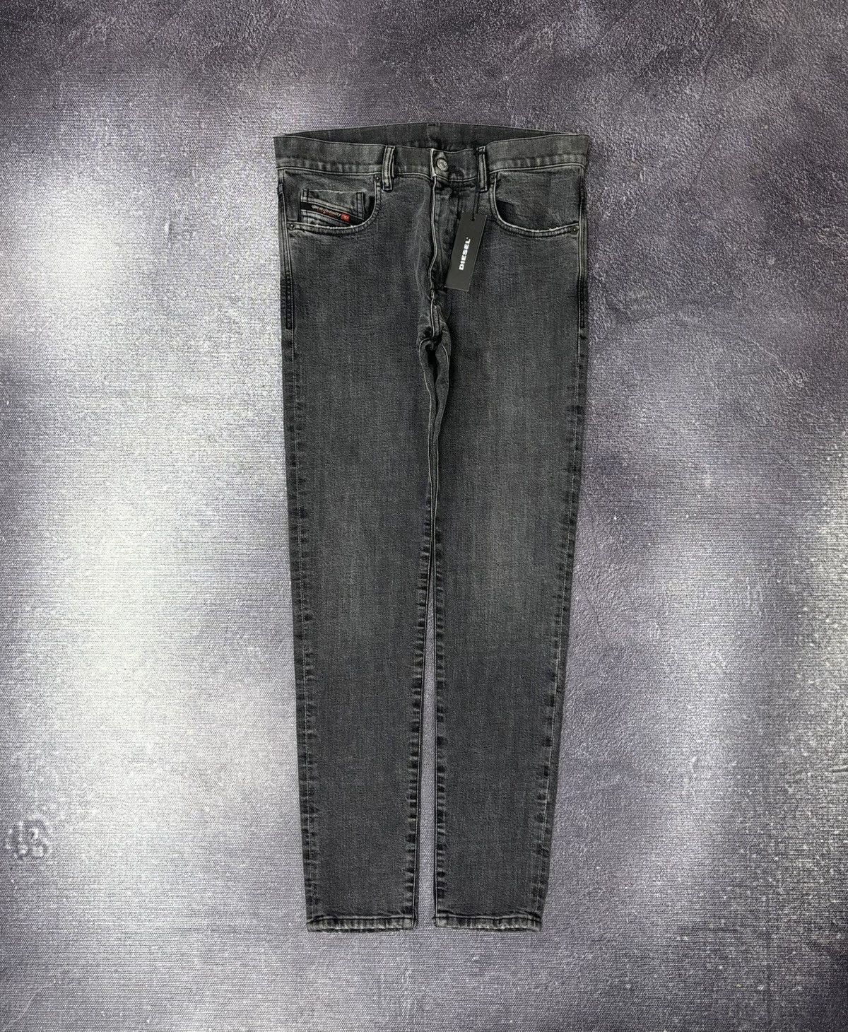 Diesel Diesel Prototype NWT Men’s Gray Skinny Tapered Denim Jeans Size US 32 / EU 48 - 1 Thumbnail