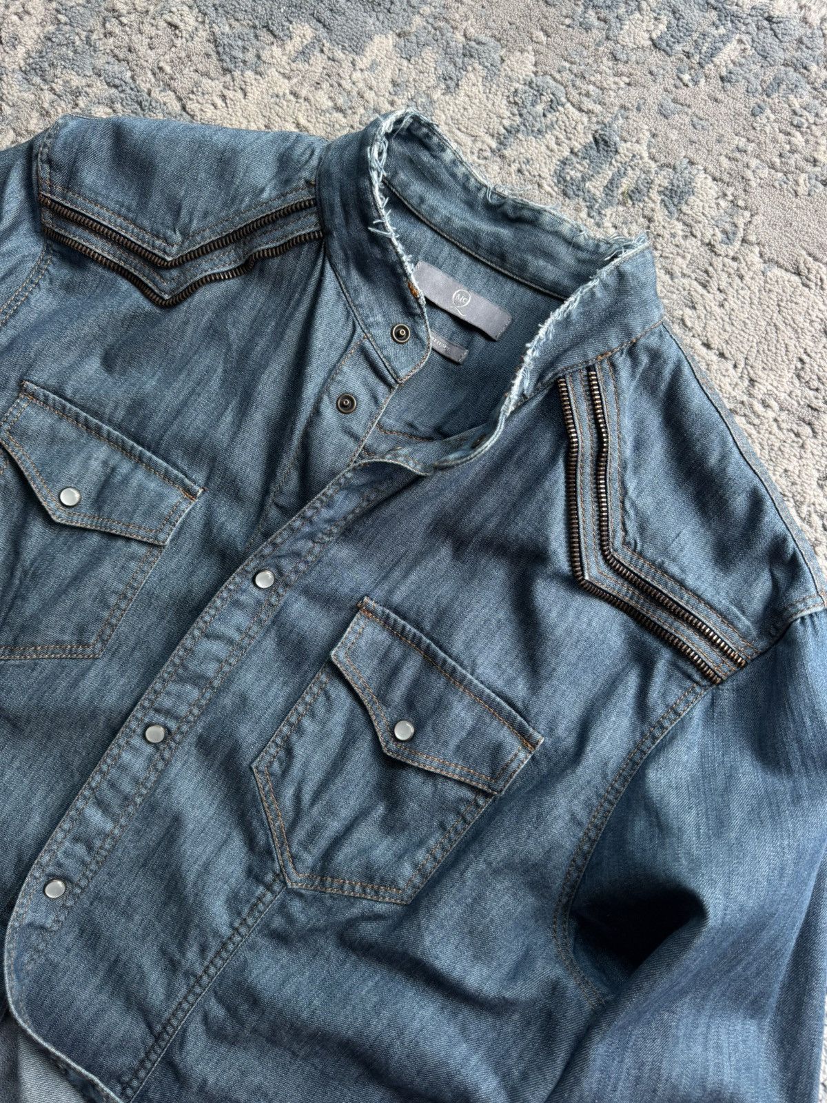 Alexander McQueen Alexander McQueen Vintage Archive Denim Shirt size 50 Size US M / EU 48-50 / 2 - 4 Thumbnail
