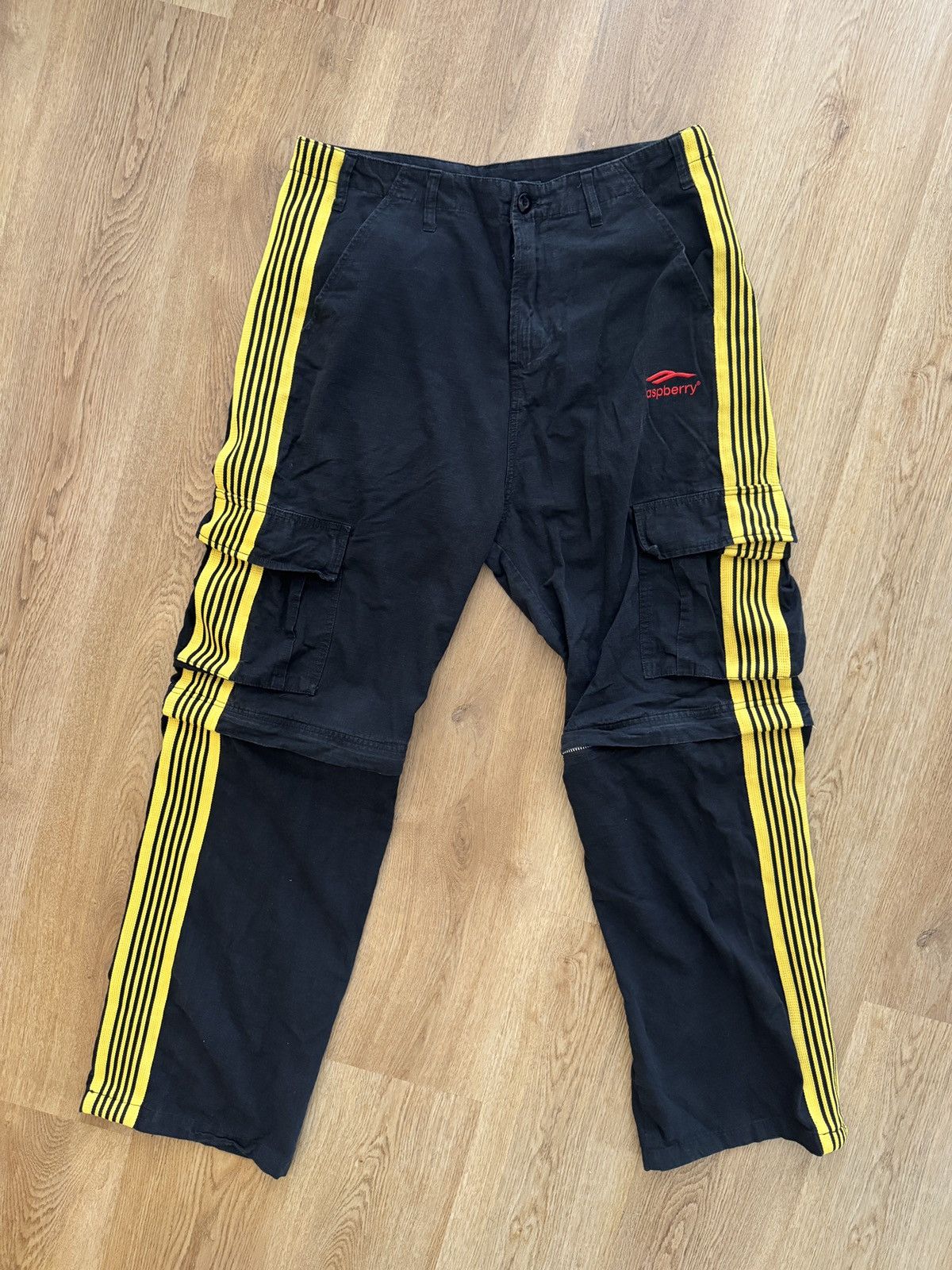 The GV Gallery The GV Gallery Convertible Cargos Size US 32 / EU 48 - 1 Thumbnail