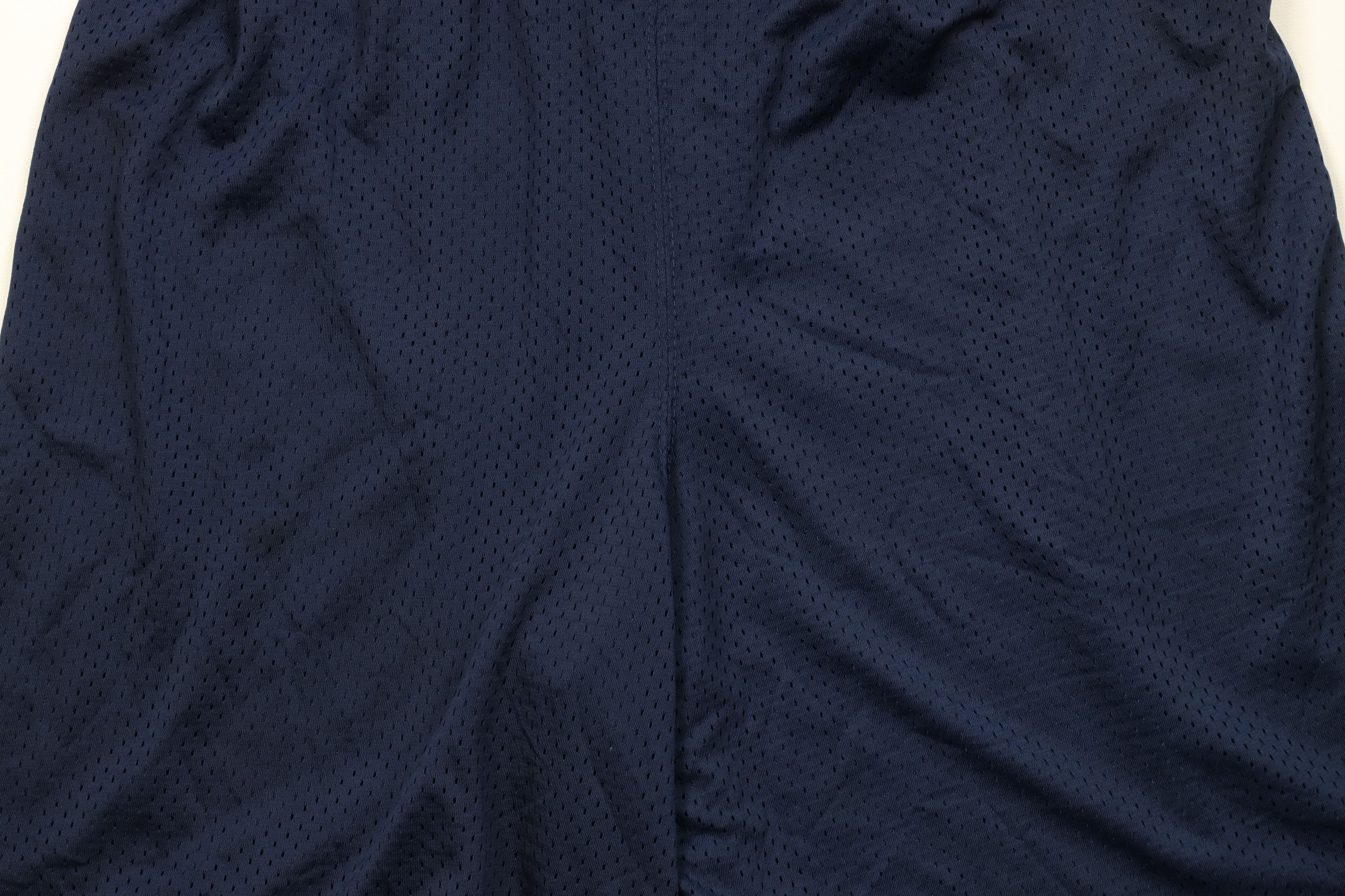 Vintage Vintage 90s Spell Out Notre Dame University Mesh Shorts Blue Size US 32 / EU 48 - 12 Thumbnail