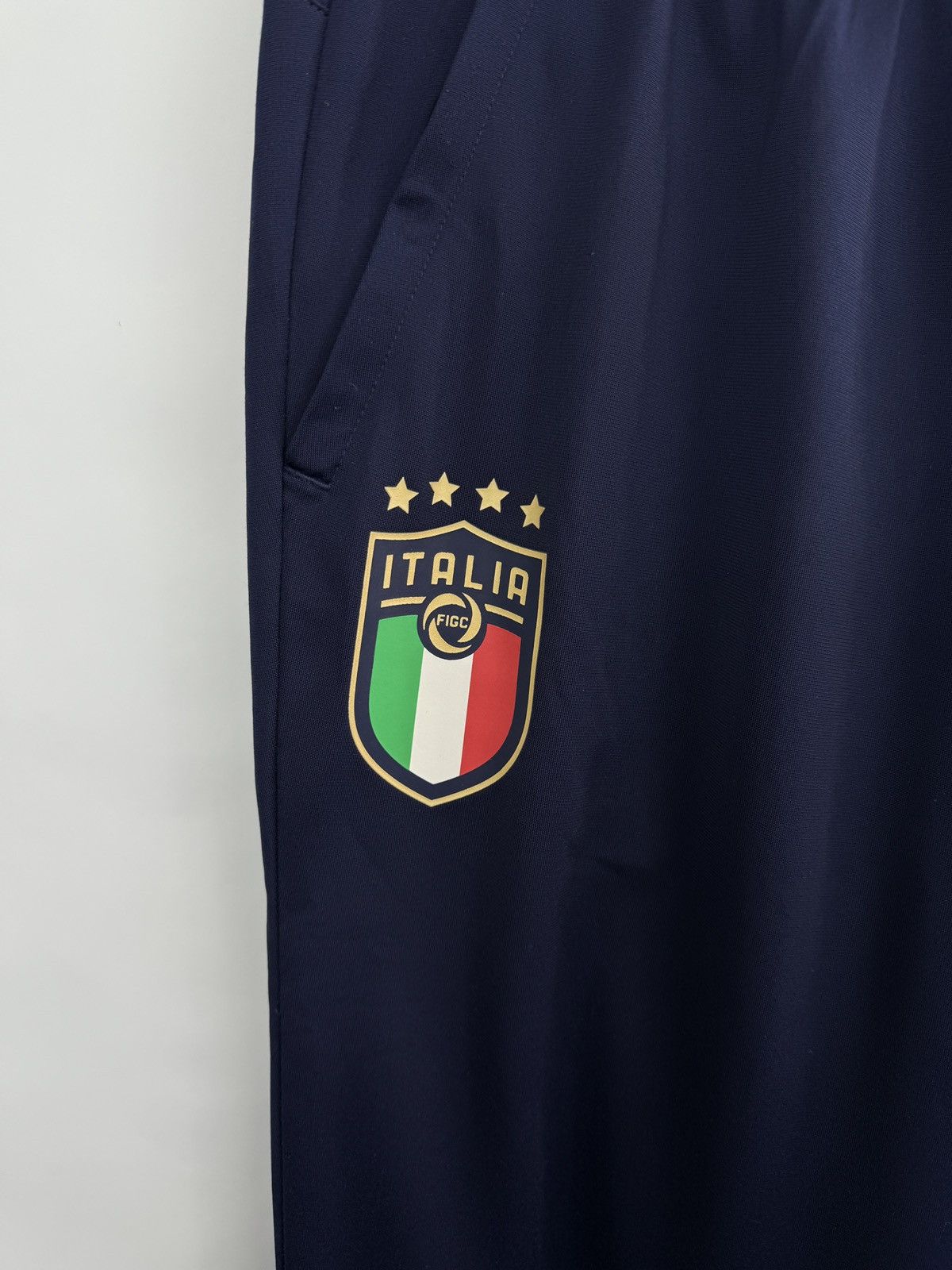 Puma 🇮🇹 2019 Puma Italy Soccer Jogger Pants Jersey Retro Rare Hype Size US 34 / EU 50 - 5 Thumbnail