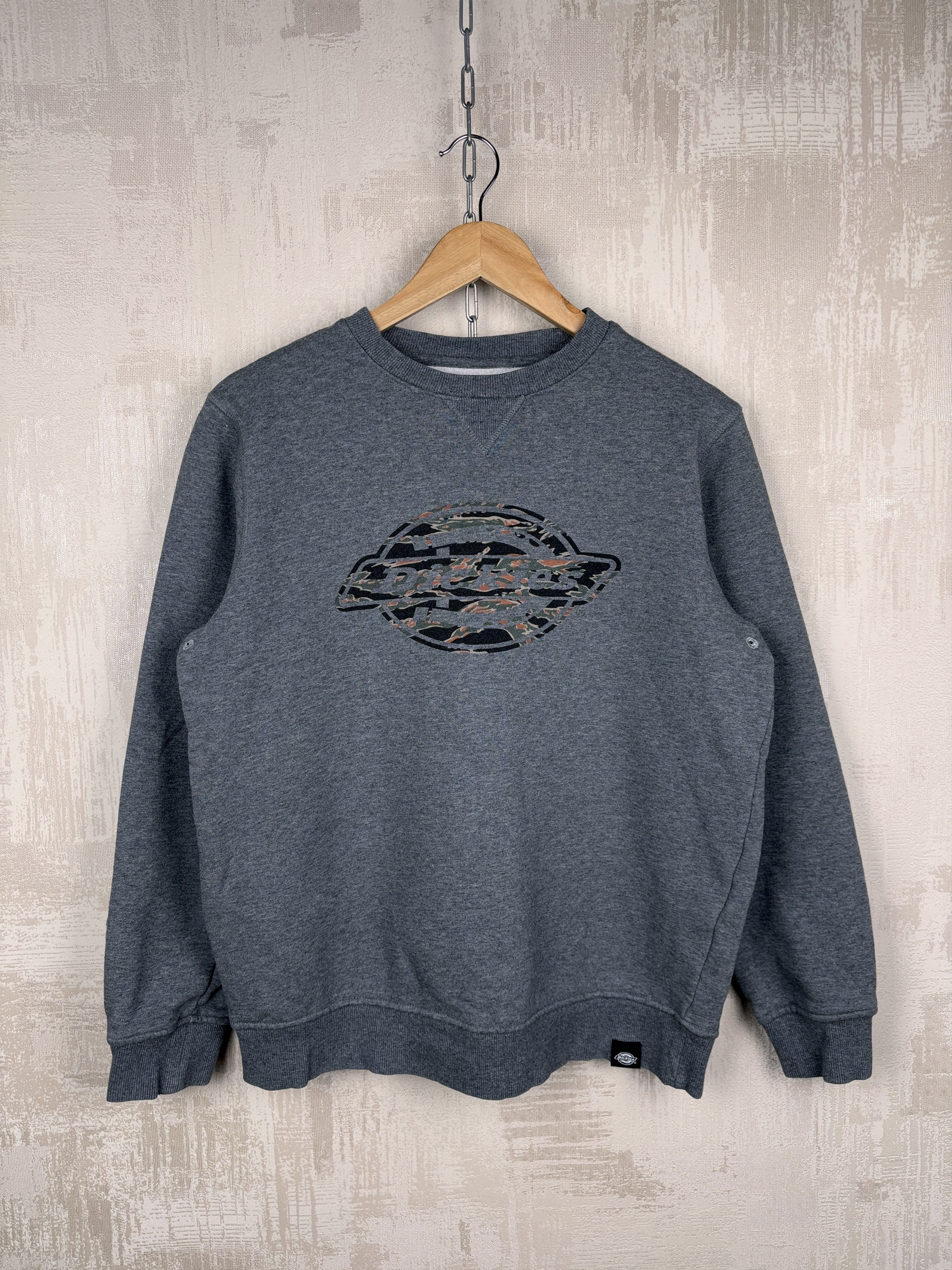 Dickies Dickies Camo Logo Sweatshirt Size M / US 6-8 / IT 42-44 - 1 Thumbnail
