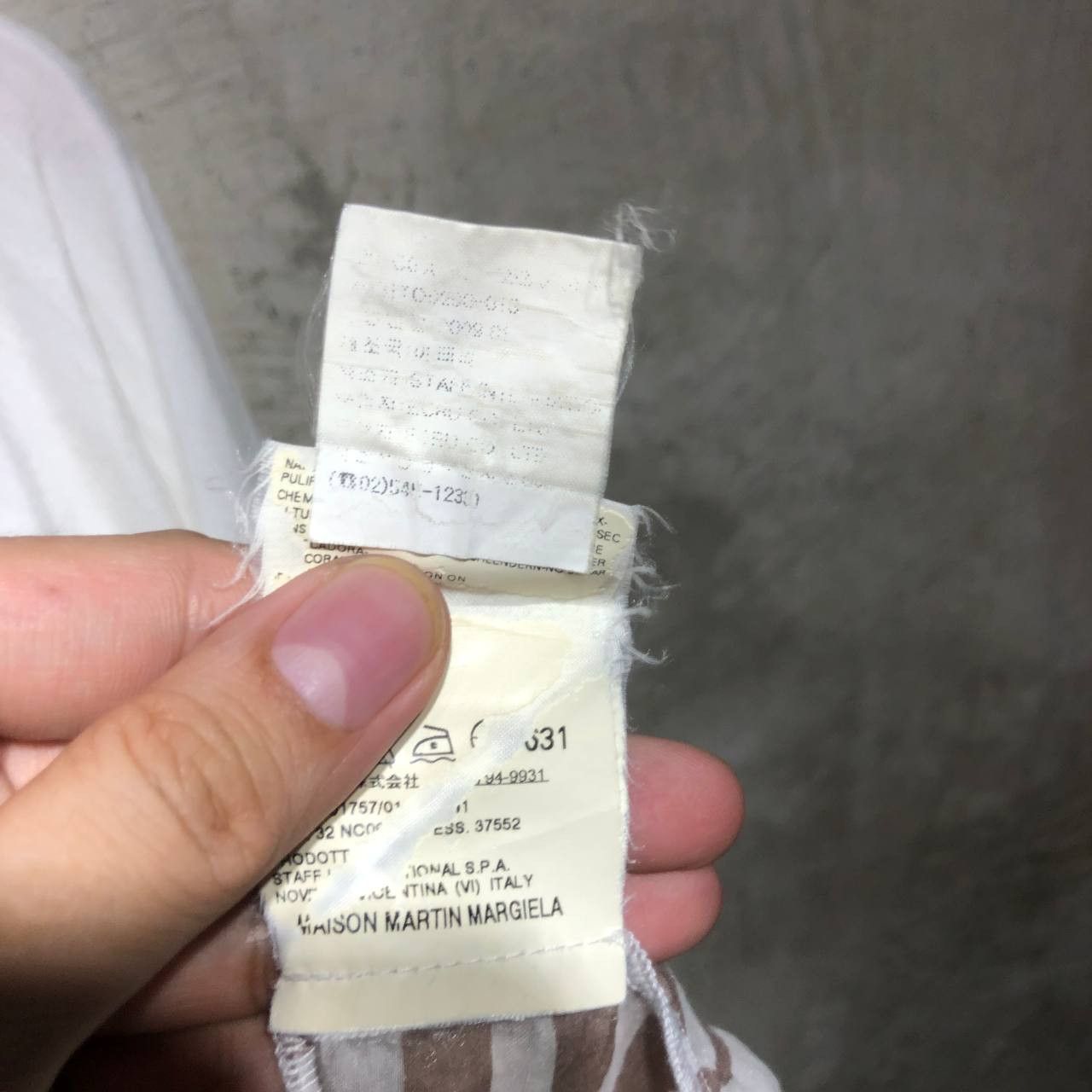 Maison Margiela Maison Margiela MM6 See Through Shirt Size US M / EU 48-50 / 2 - 10 Thumbnail