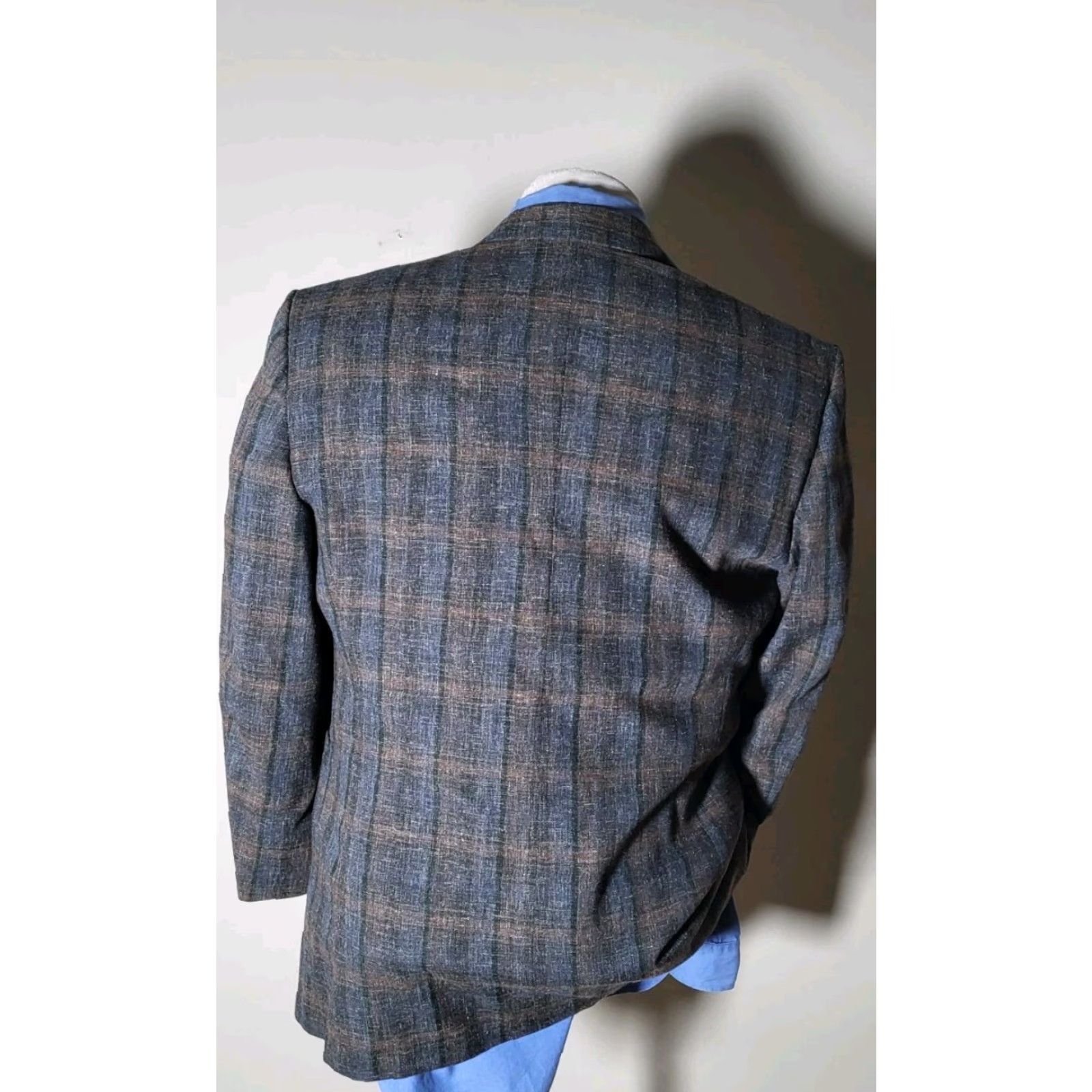 Vintage VINTAGE Fox Bros Sport Coat Blazer Jacket - 80s 40S Wool Tweed Plaid Notch Lapel Single-Breasted 3-Button Inner Pockets Regular Mens Size 40R - 4 Thumbnail