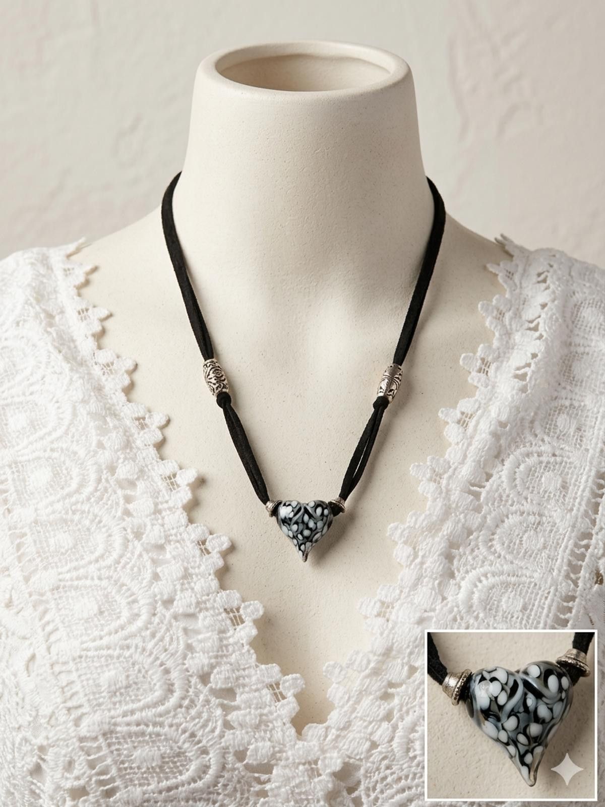 Handmade Artisan Boho-Chic Handcrafted necklace 10in Size ONE SIZE - 1 Thumbnail