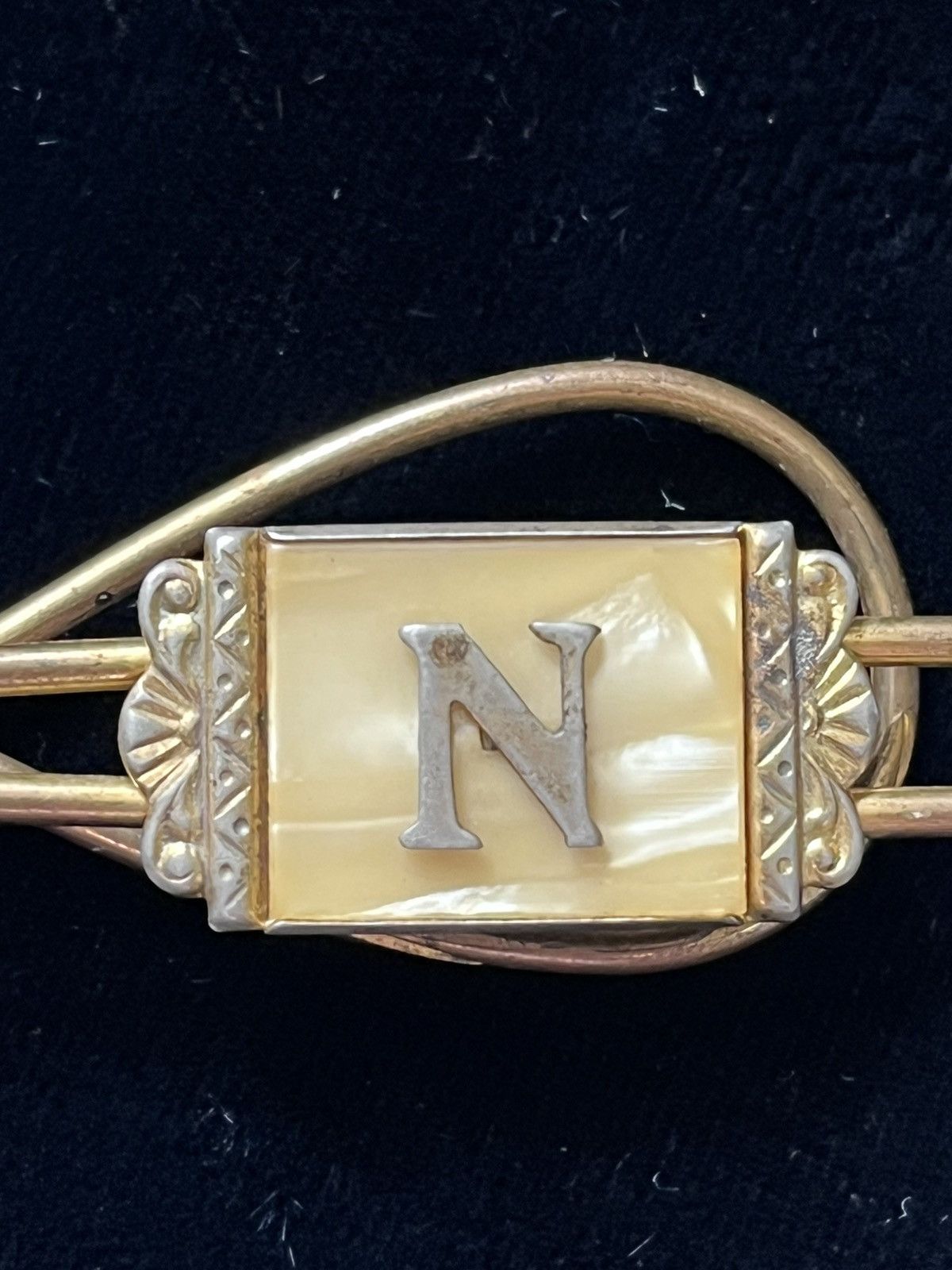 Other Vintage 50s 60s Gold Tone Tie Clip Initial N Mother Pearl Size ONE SIZE - 2 Thumbnail