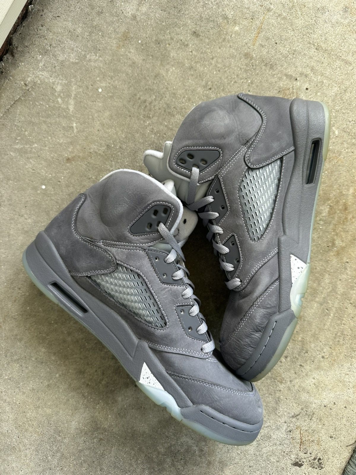 Jordan Brand Nike Air Jordan 5 Retro Wolf Grey 2026 size 13 Size US 13 / EU 46 - 2 Thumbnail