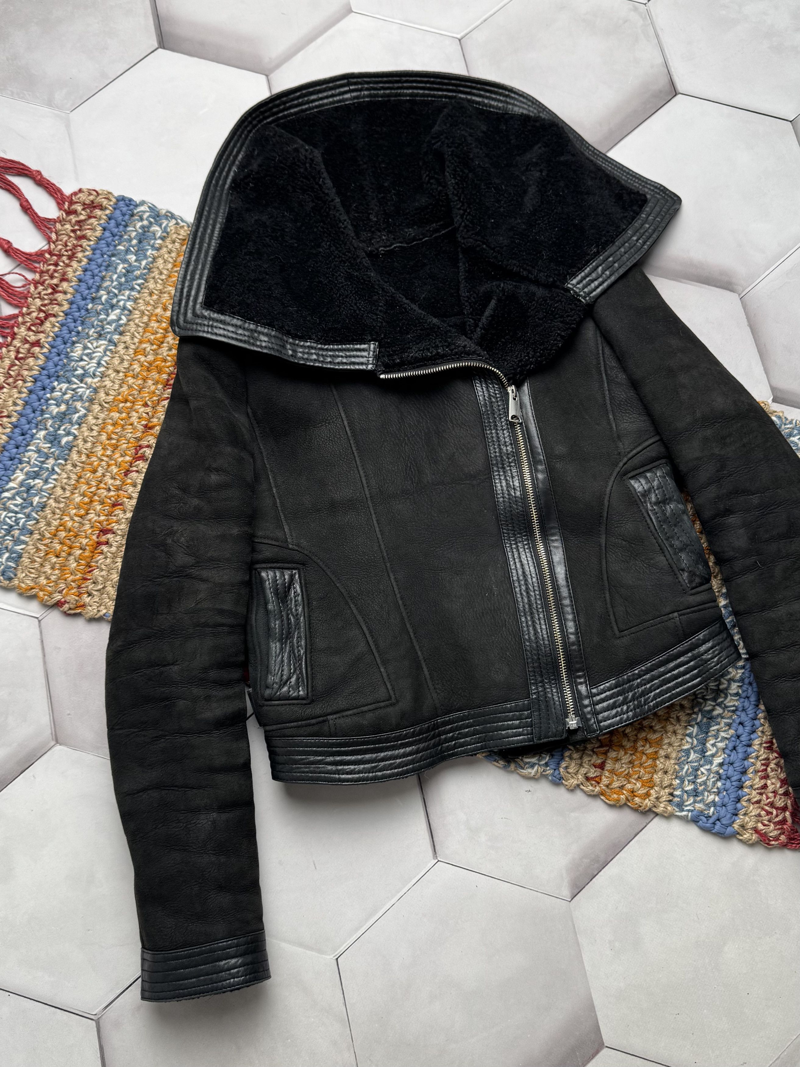 Japanese Brand Vintage Real Sheepskin Cropped Jacket (E4) Size S / US 4 / IT 40 - 2 Thumbnail