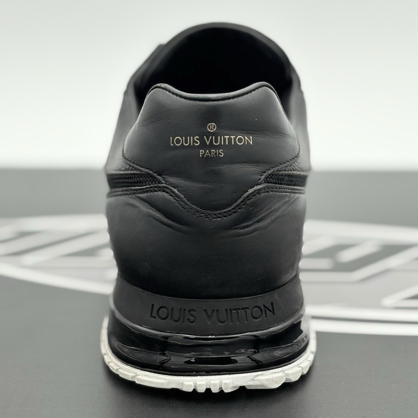 Louis Vuitton Louis Vuitton Run Away ' Black White ' | GOOD CONDITION Size US 11 / EU 44 - 9 Thumbnail