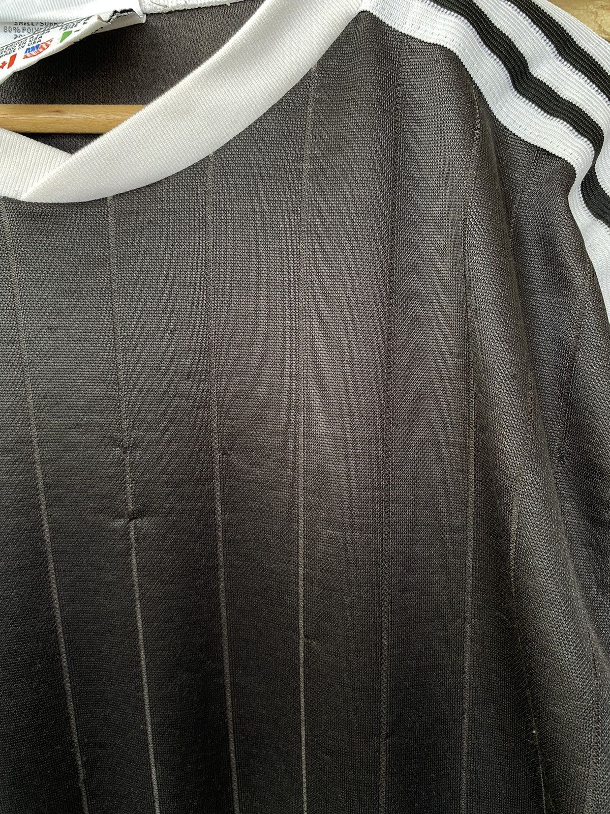 Vintage Rare Vintage 90s Adidas Long Sleeve Jersey Size US L / EU 52-54 / 3 - 8 Thumbnail
