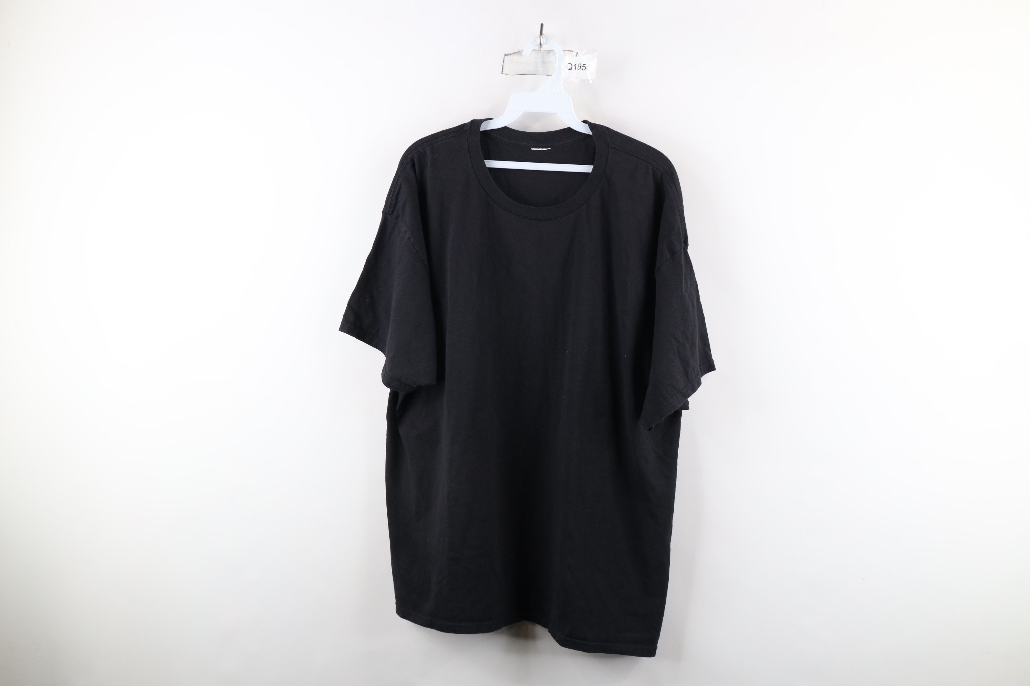 Vintage Vintage 90s Streetwear Short Sleeve T-Shirt Black Cotton Size US XL / EU 56 / 4 - 1 Thumbnail