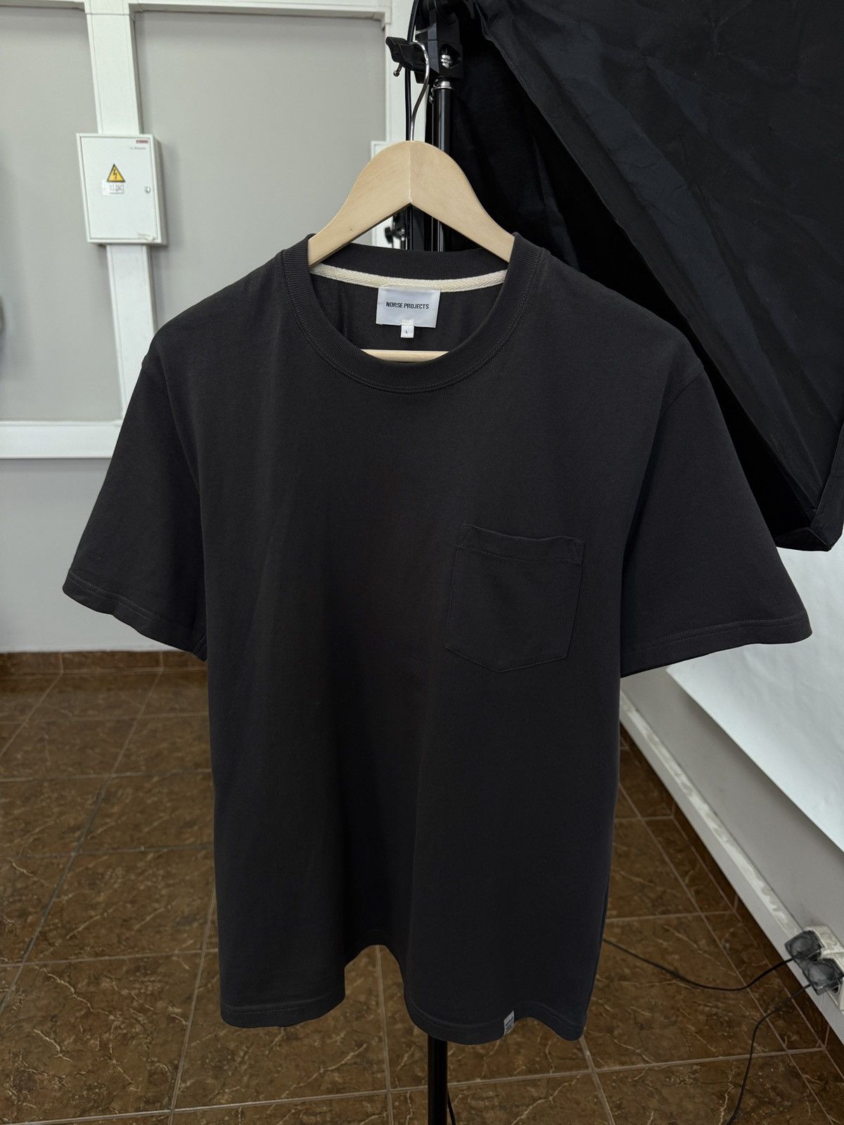 Norse Projects 🇩🇰 Norse Projects Johannes Pocket SS T-Shirt Size US L / EU 52-54 / 3 - 1 Thumbnail
