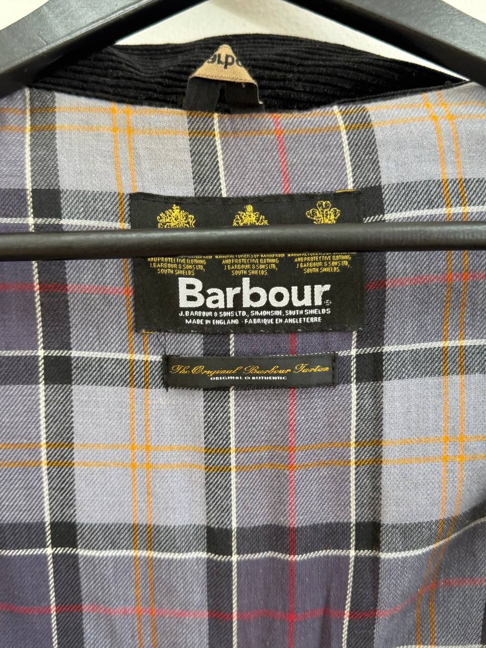 Barbour Barbour International Waxed Quilted Belted Jacket! Size - M! Size US M / EU 48-50 / 2 - 14 Thumbnail