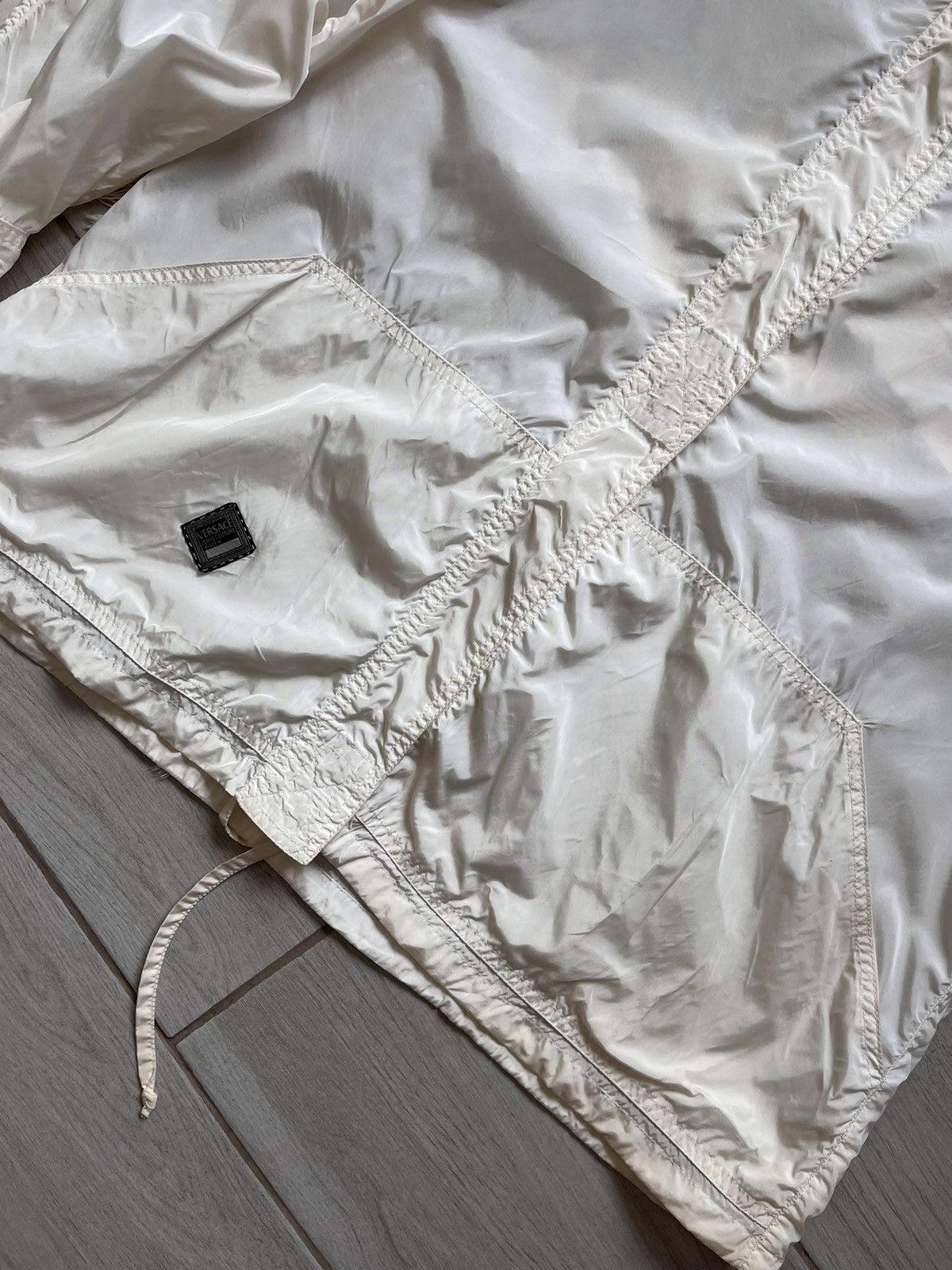 Versace Jeans Couture × Vintage Vintage Versace jeans couture windbreaker raincoat jacket Size US L / EU 52-54 / 3 - 8 Thumbnail