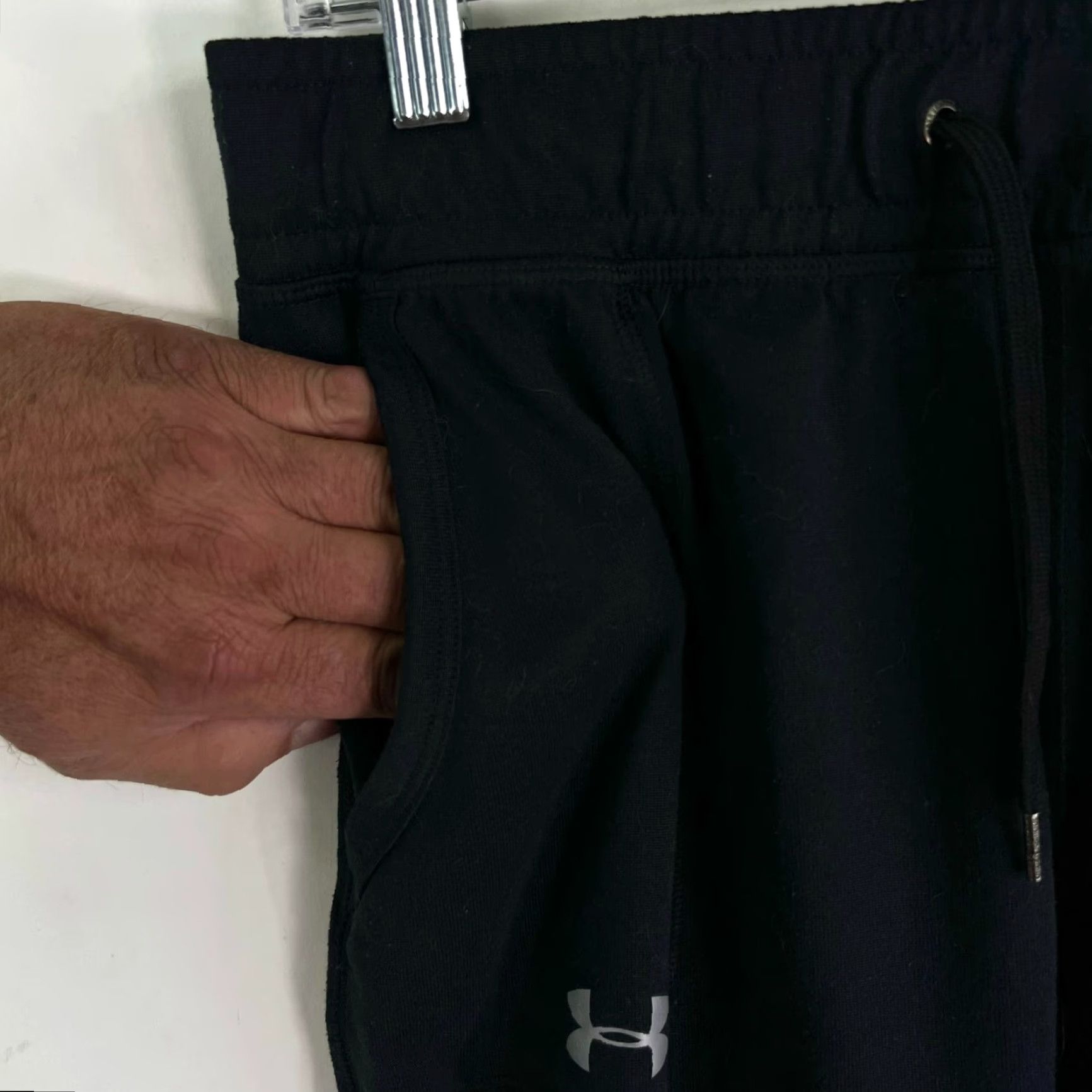 Under Armour Under Armour HeatGear Joggers Mens Size M Black 32x22 Size US 31 - 2 Thumbnail