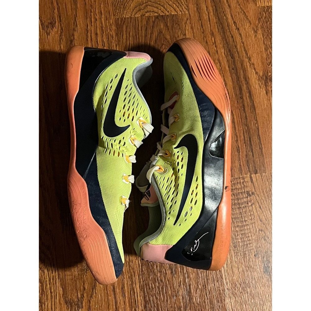 Nike Nike Kobe 9 EM Green Volt Size 6Y Size US 6 / EU 39 - 4 Thumbnail