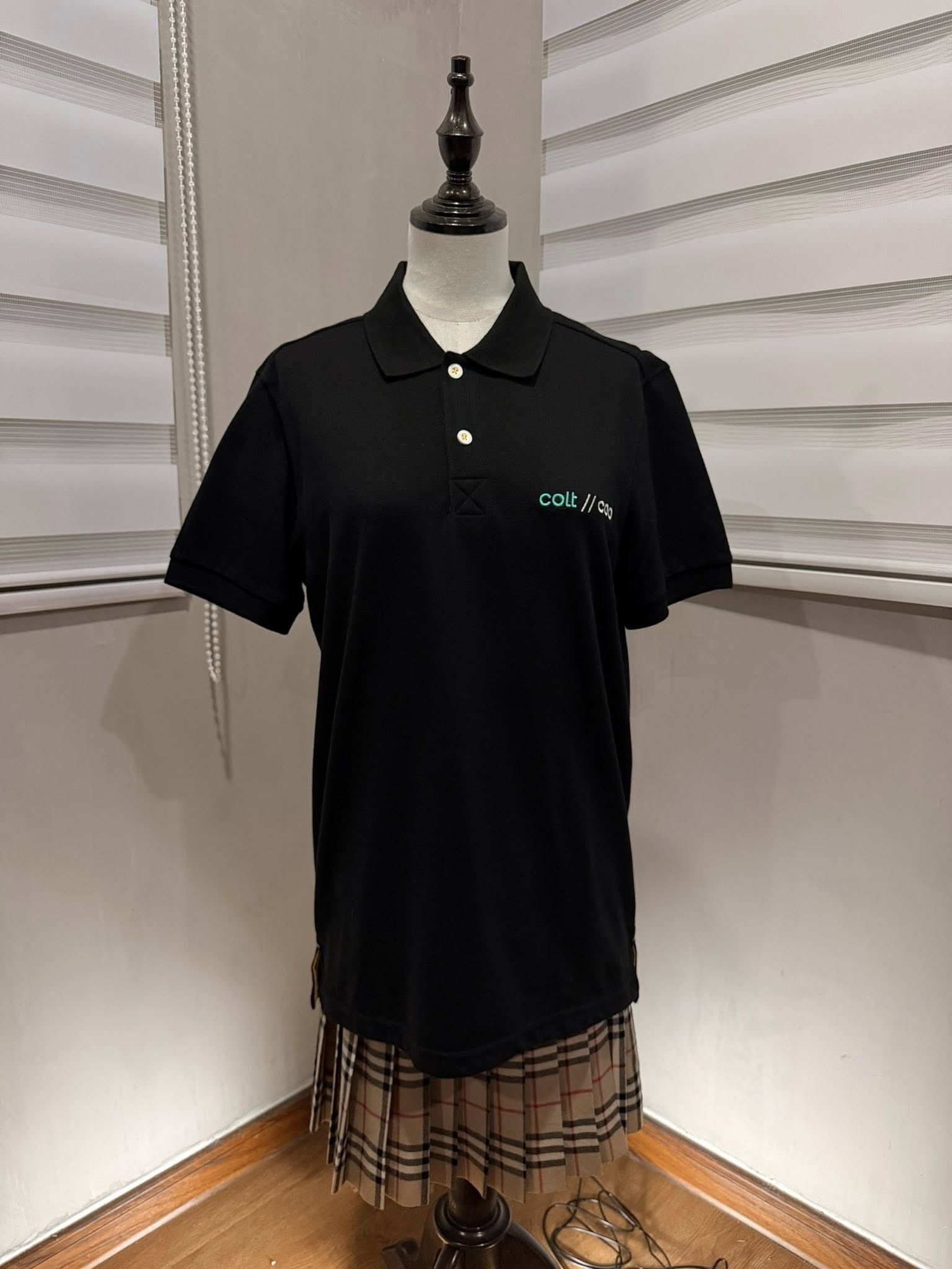 United Colors Of Benetton colt//coo X UNITED COLORS OF BENETTON S 3156 Size US S / EU 44-46 / 1 - 1 Thumbnail