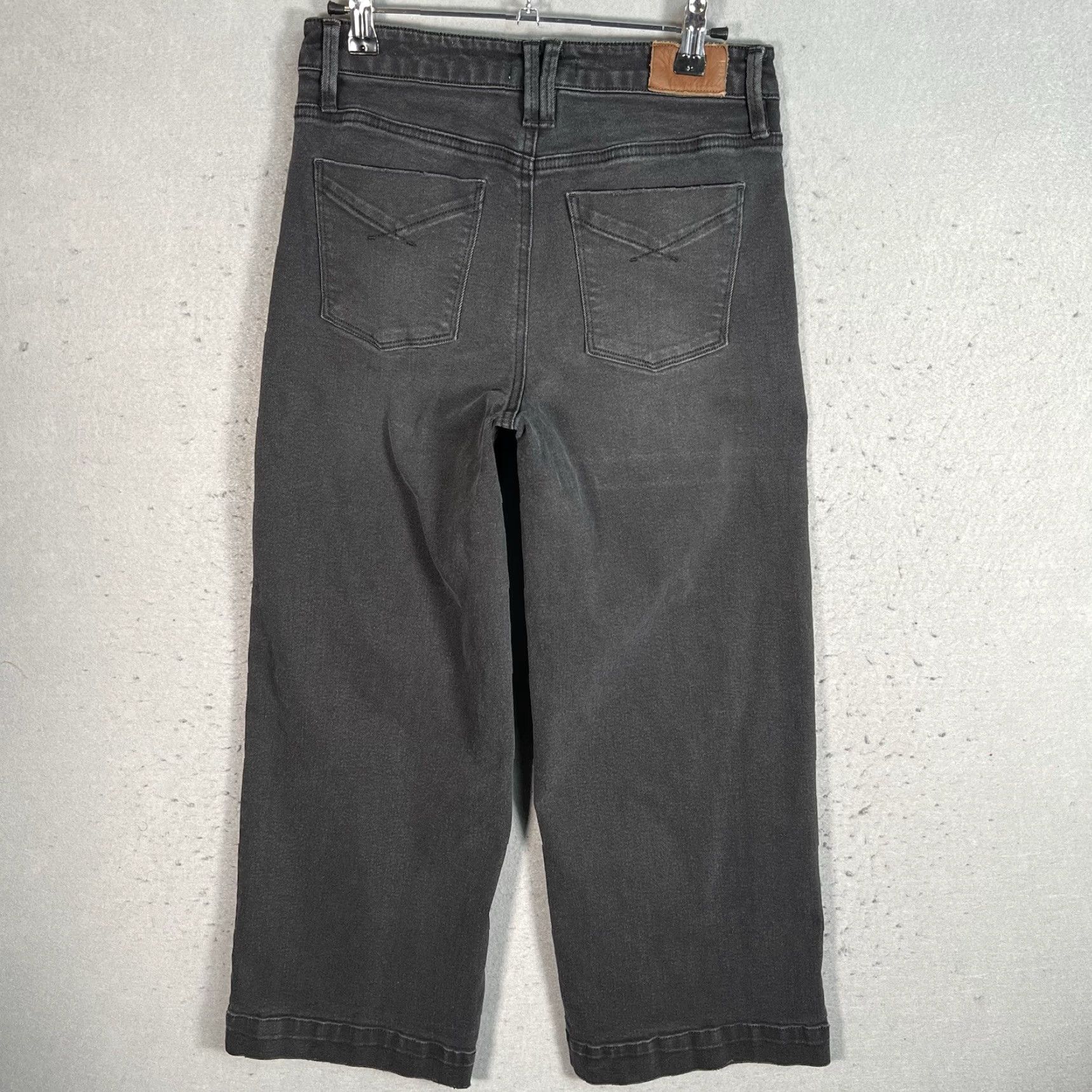 Vintage VINTAGE Unpublished Women's Wide Leg Jeans 27 Black Denim Stretch Straight Fit Retro 90s Size 27" / US 4 / IT 40 - 2 Thumbnail