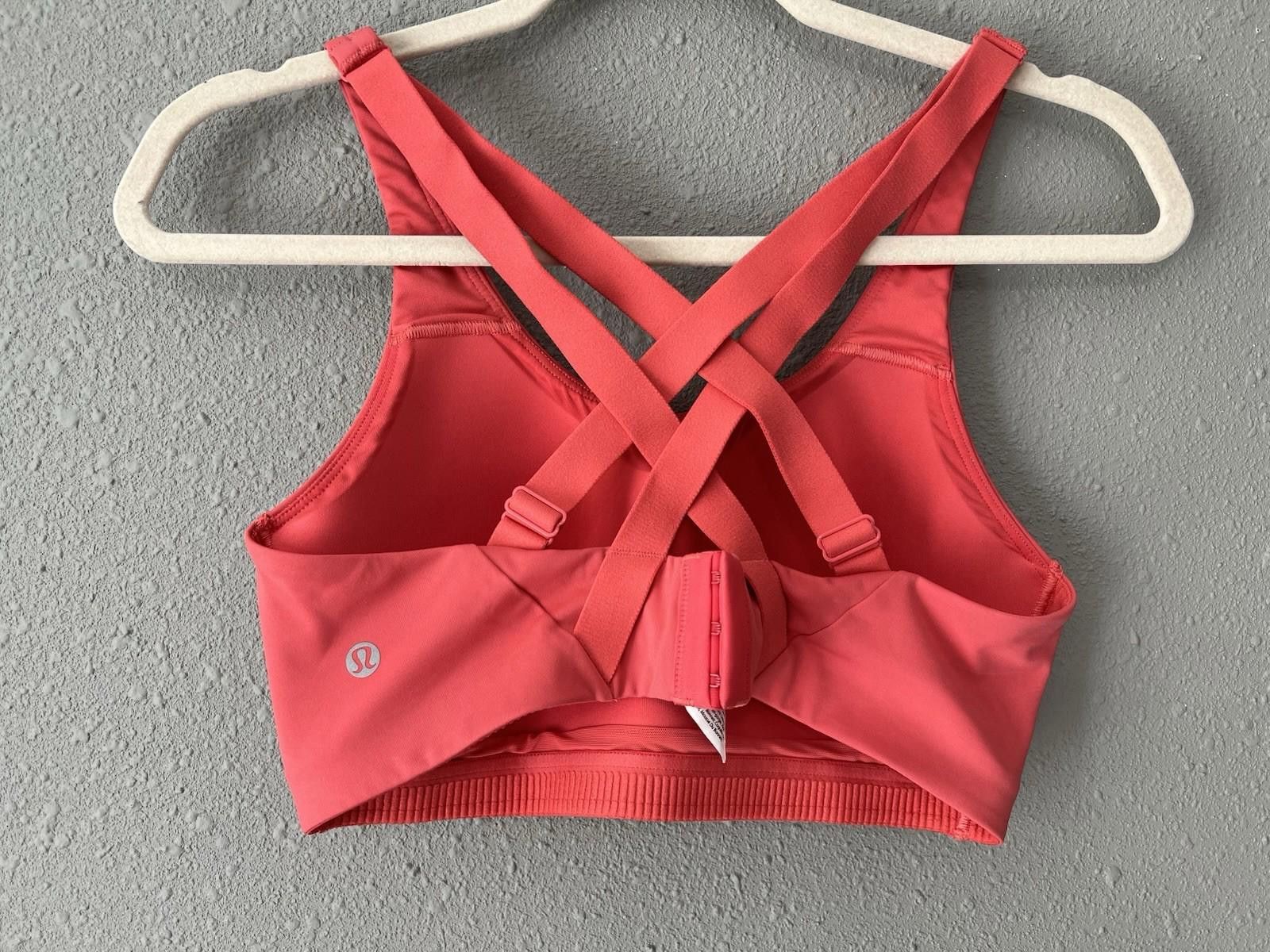 Designer Lululemon Energy Bra *High Support 34C Size ONE SIZE - 3 Thumbnail