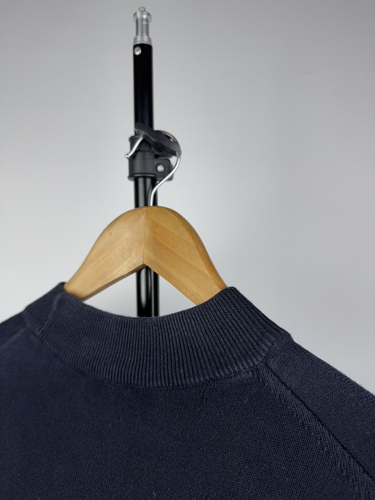 Hugo Boss Luxury 00s HUGO Boss Red Label Logo Patch Knit Sweater Size US M / EU 48-50 / 2 - 9 Thumbnail