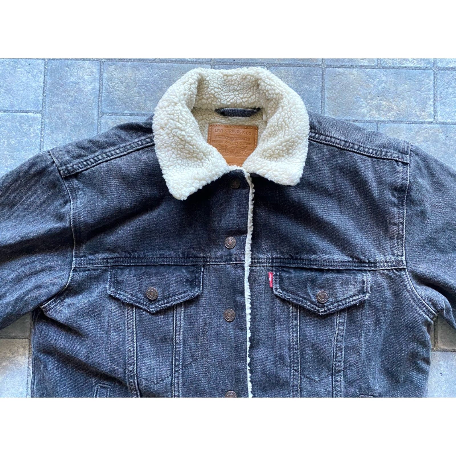 Levi's Levi’s Premium Denim Jacket Sherpa Lined Men’s Small Black Coat Denim Jacket Mens S Black Sherpa Lined 423 WPL 423 Size US S / EU 44-46 / 1 - 4 Thumbnail