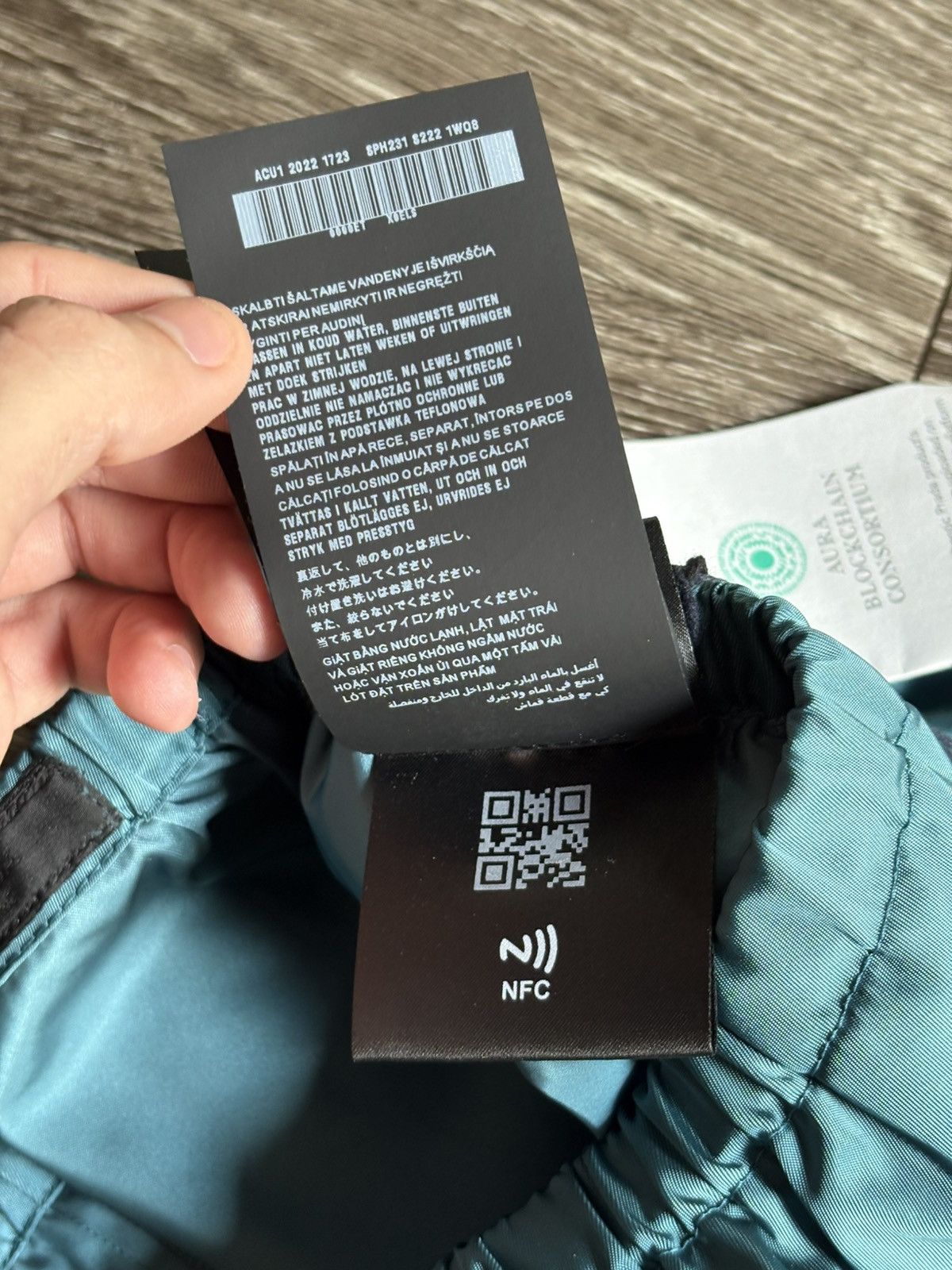 Prada Prada Re Nylon Pants Green Blue Size US 36 / EU 52 - 16 Thumbnail