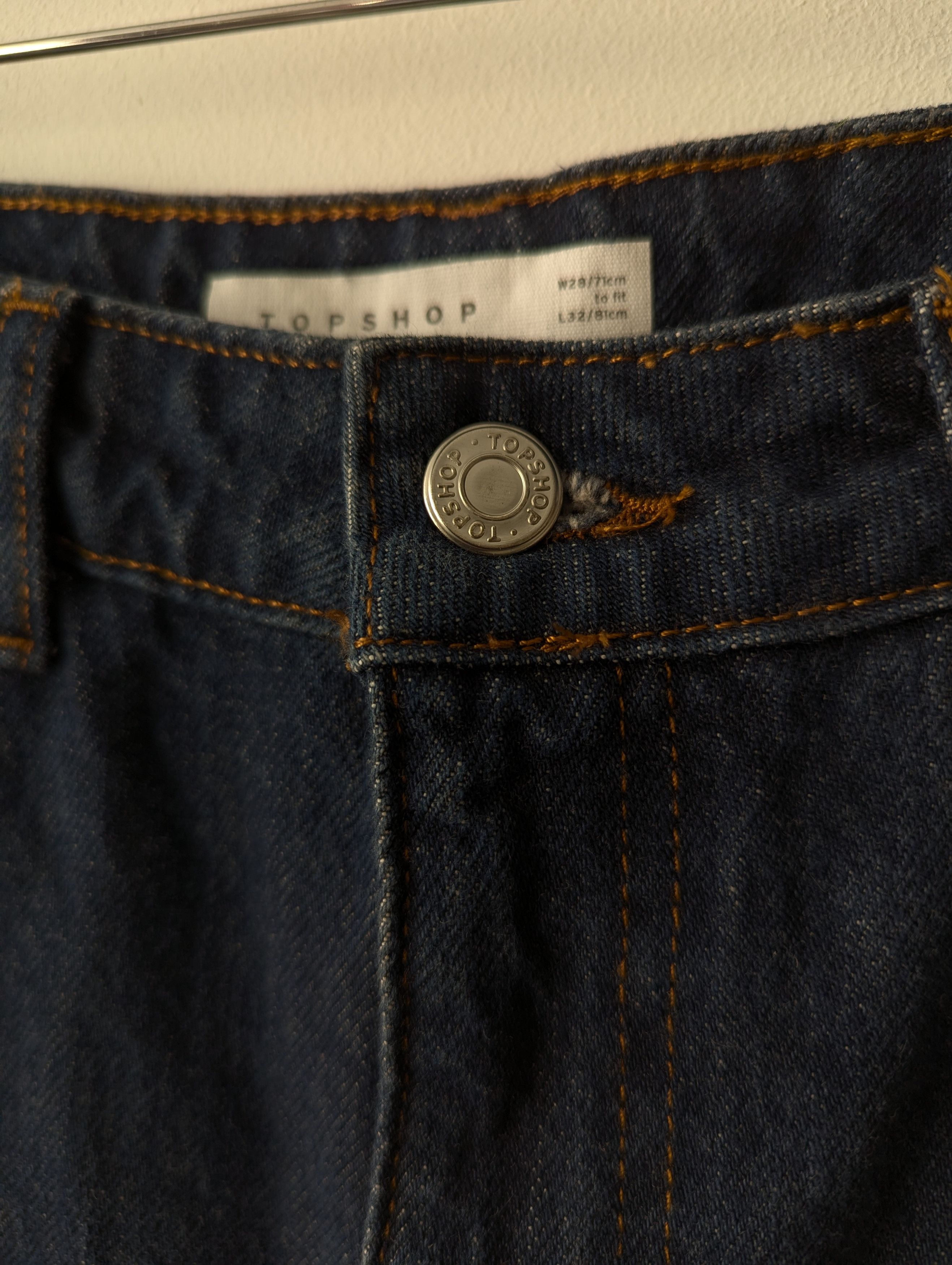 Topshop Topshop Mom Jeans Dip Dye Two Tone Denim Size 28" / US 6 / IT 42 - 2 Thumbnail
