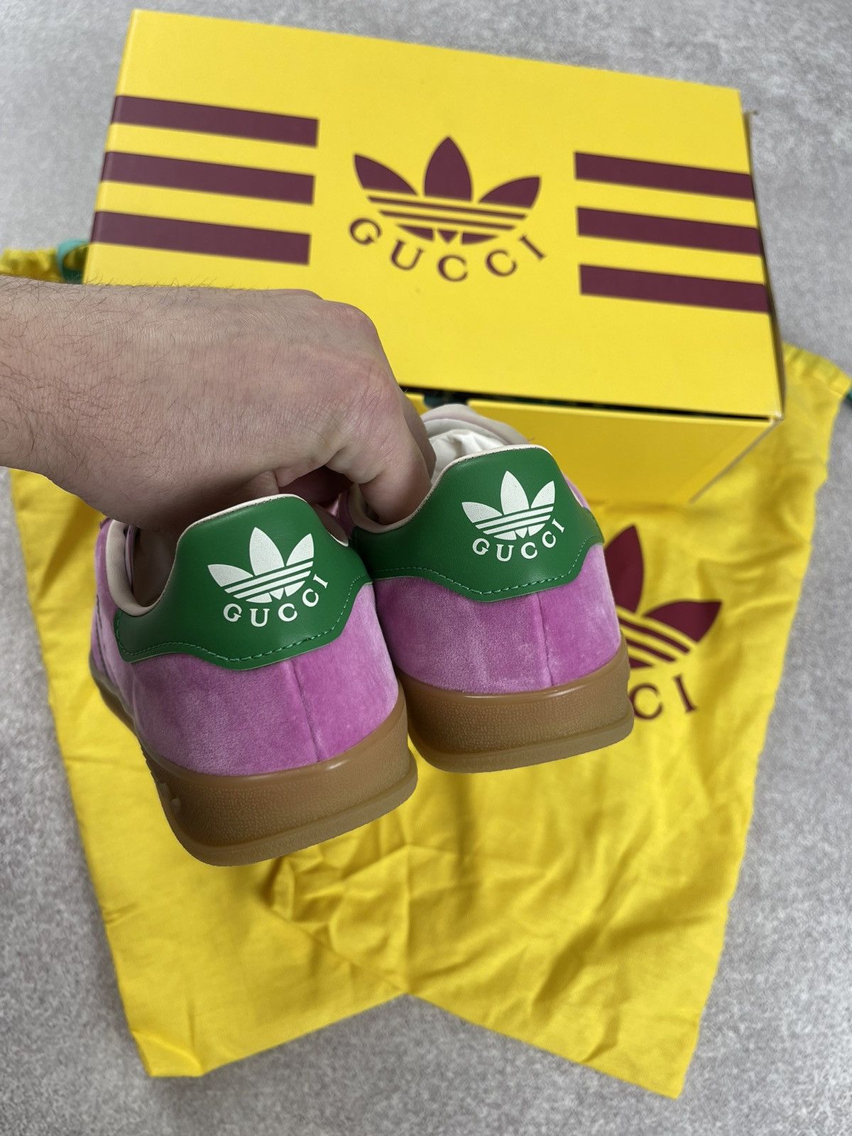 Adidas Adidas x Gucci Gazelle Velvet Pink Size US 7 Women’s Size US 7 / IT 37 - 8 Thumbnail