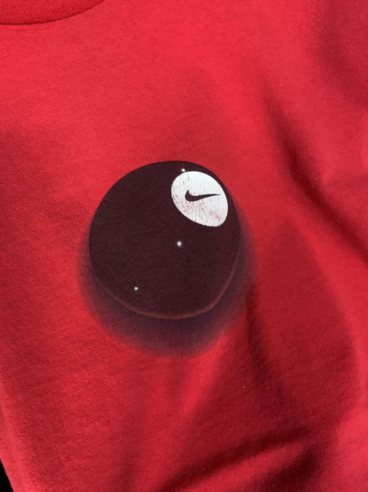 Nike VINTAGE 90s NIKE 8 BALL “KICK BUTT” TSHIRT Size US M / EU 48-50 / 2 - 5 Thumbnail