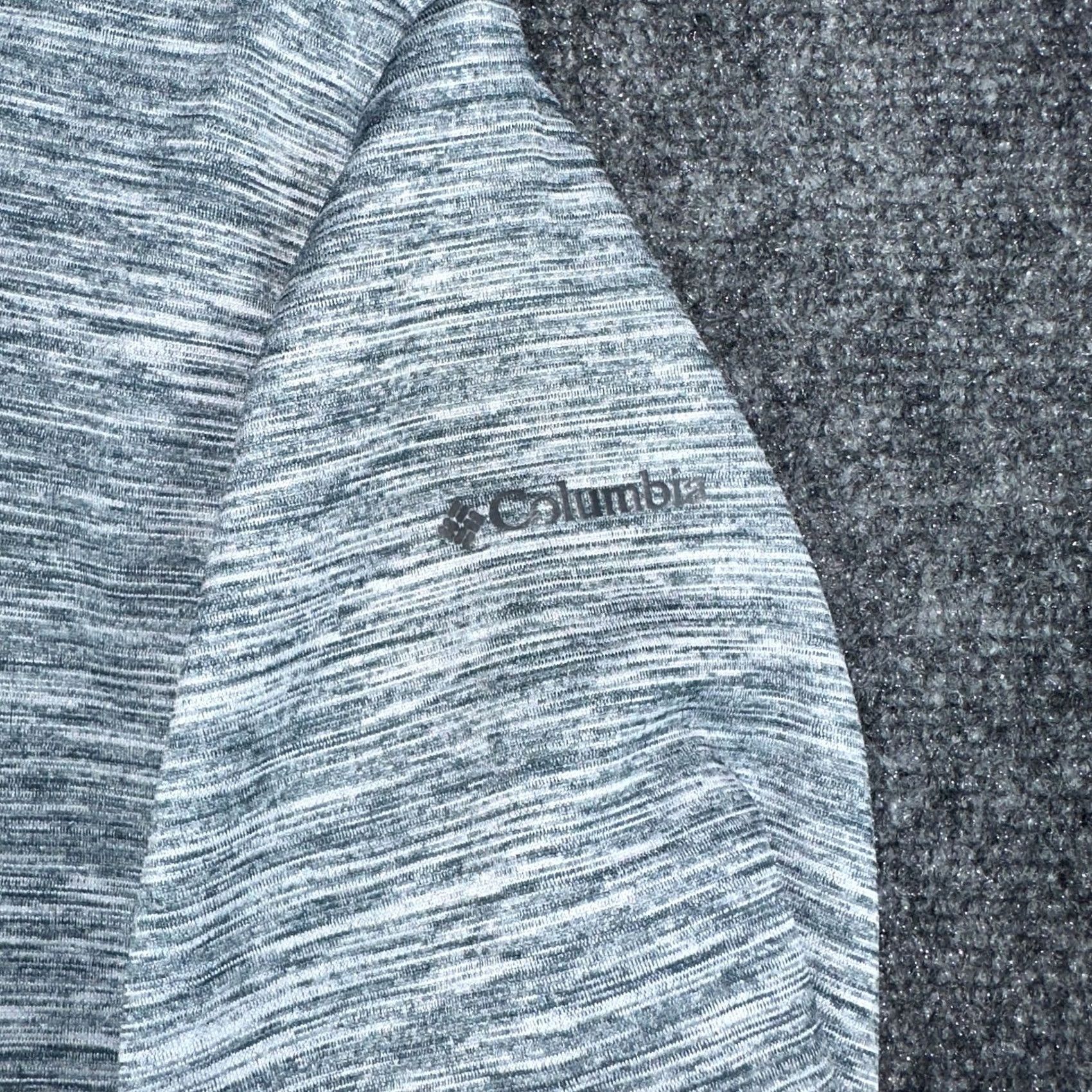 Vintage Columbia Womens Medium Turtleneck Sweatshirt Gray Heathered Split Hem Pullover Knit 100% Polyester Size M / US 6-8 / IT 42-44 - 5 Thumbnail