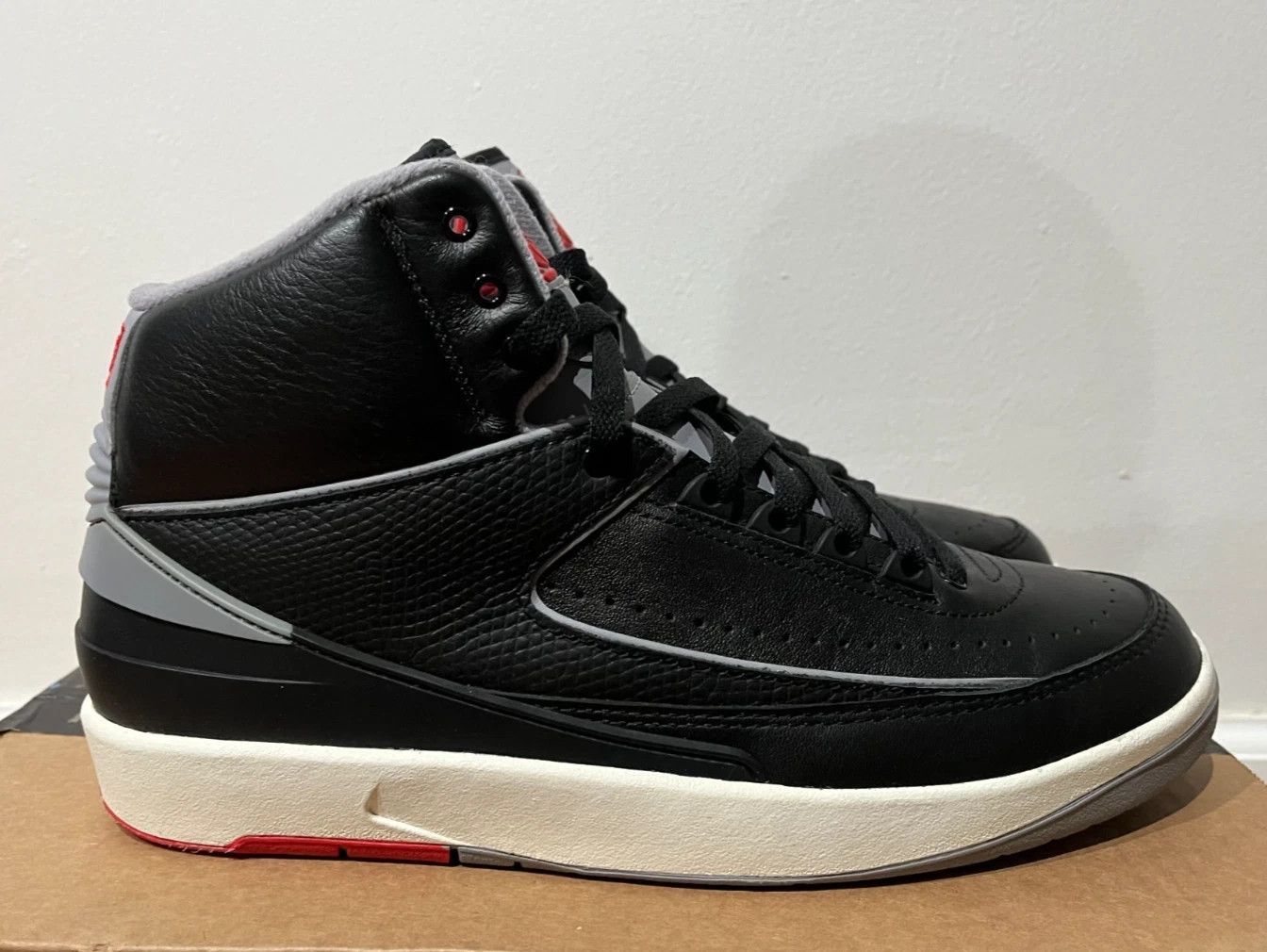 Jordan Brand AIR JORDAN 2 Black Cement Size US 10 / EU 43 - 3 Thumbnail