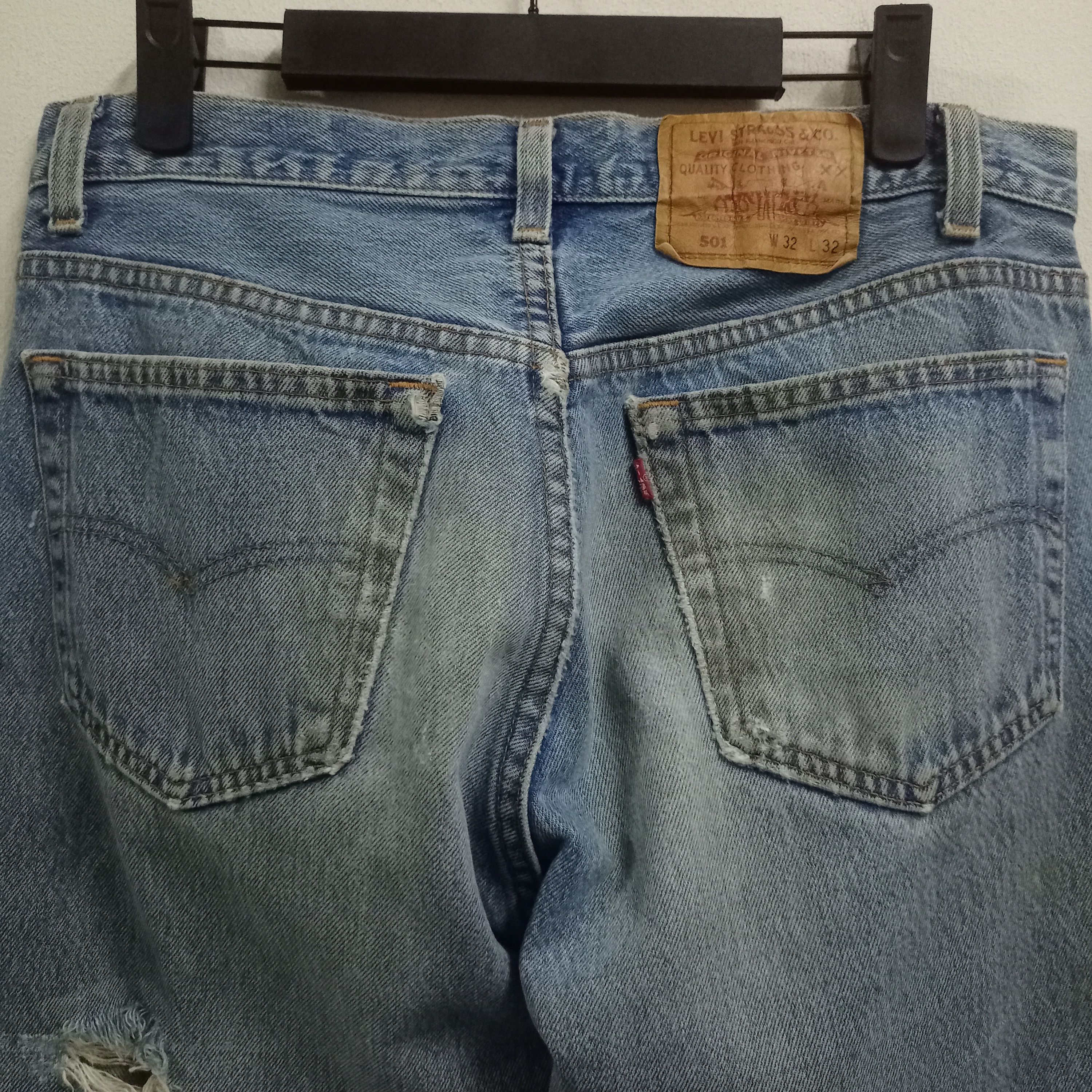 Levi's Vintage 80s Levis 501 Distressed Loose Style Thrashed Jeans Size US 31 - 10 Thumbnail