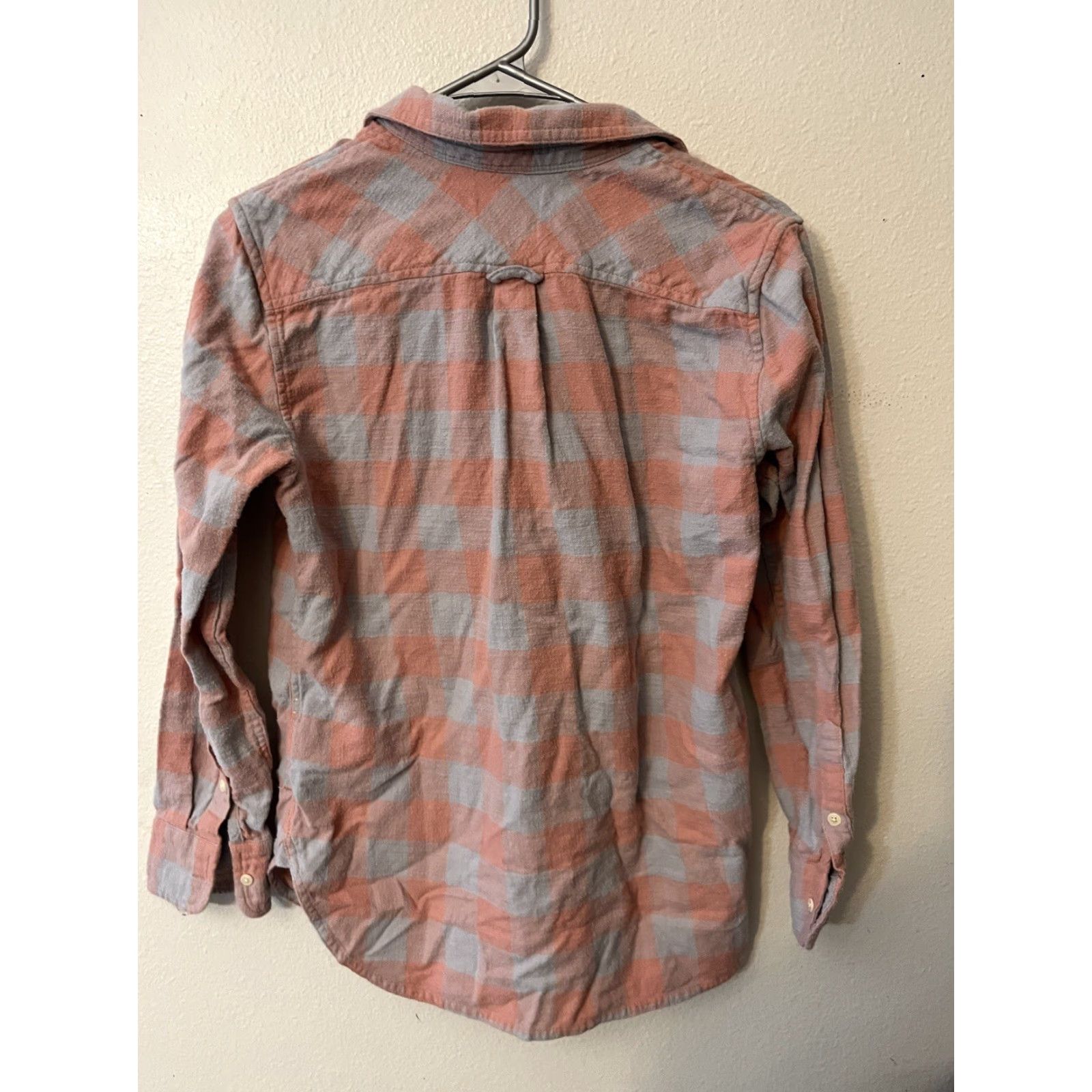 J.Crew J.Crew Women's Button-Up Plaid Pink Flannel Shirt Size 2 Regular-Adult Womens Color Pink-Brand Plaid Flannel Shirt 2 Size XS / US 0-2 / IT 36-38 - 2 Thumbnail
