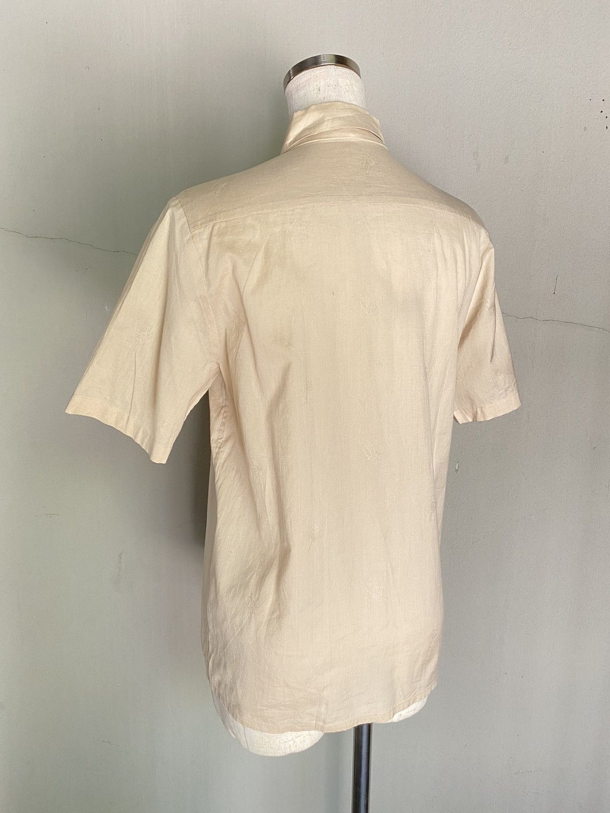 Burberry BURBERRY Beige Pleated Button-Up Shirt Size M / US 6-8 / IT 42-44 - 18 Thumbnail