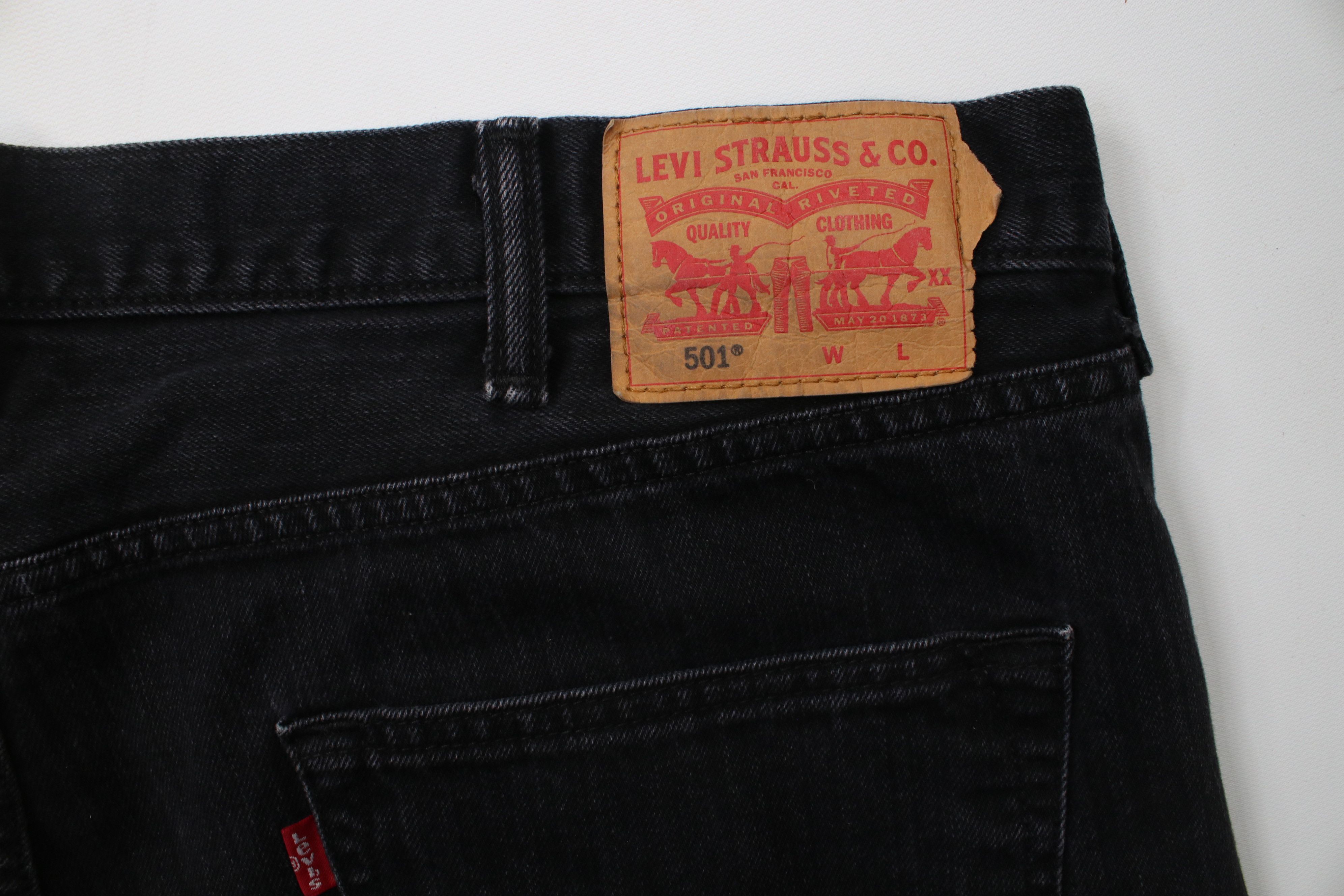 Levi's × Vintage Vintage Y2K Levis 501xx Fly Original Fit Denim Jeans Black Size US 44 / EU 60 - 14 Thumbnail
