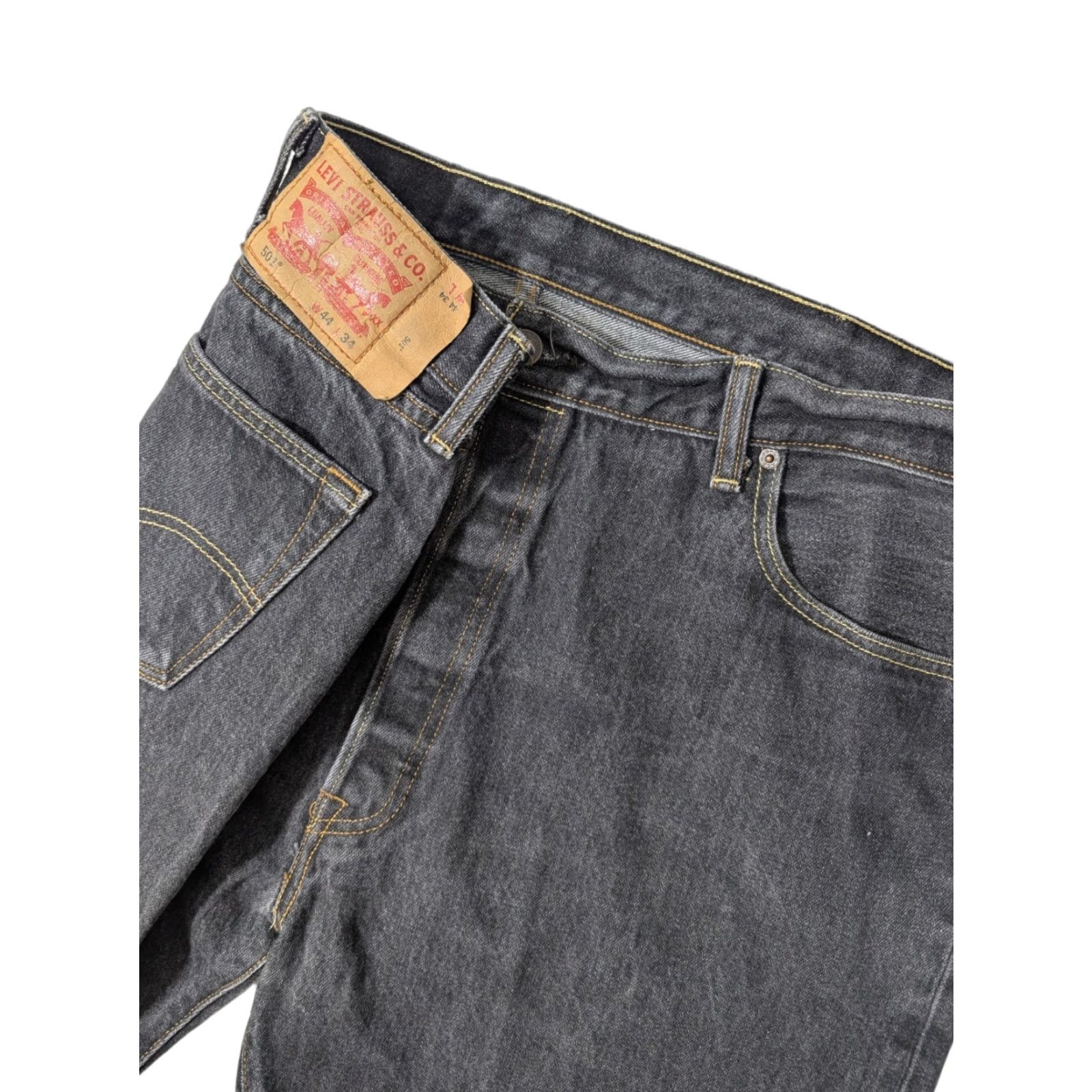 Levi's Levi's 501 Jeans Mens 44x34 Black Denim Button Fly Straight Leg 5-Pocket Classic Jeans Mens Black 90s Style Size US 44 / EU 60 - 1 Thumbnail