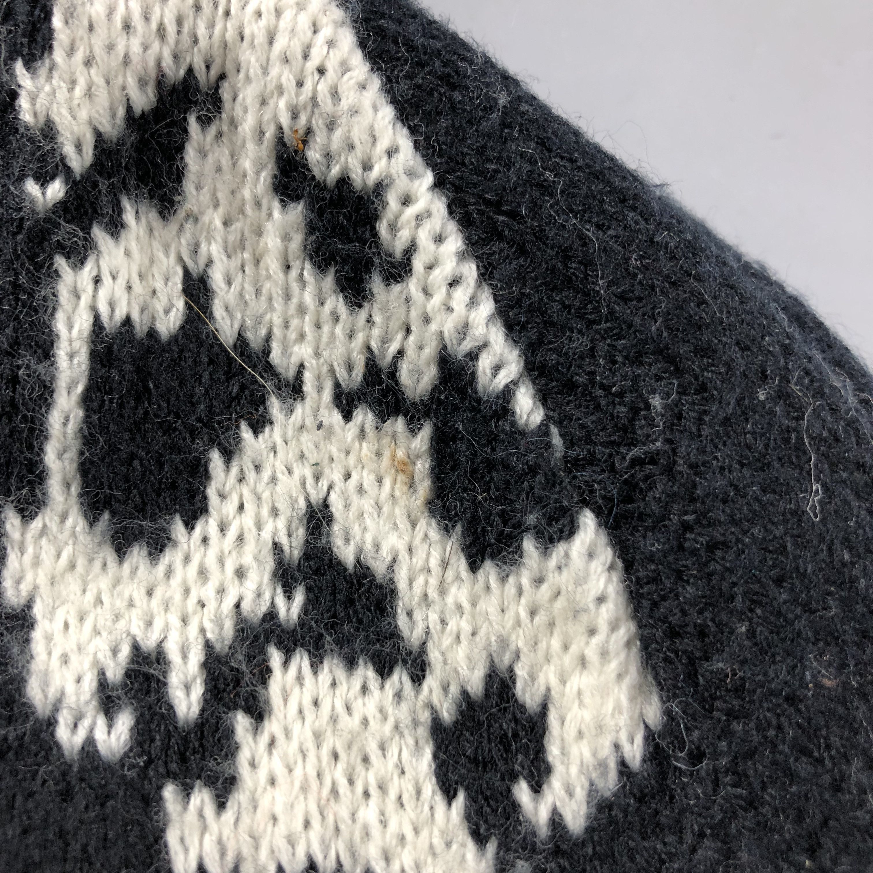 Seditionaries Unknown Skulls Beanie Snowcap Snow Hat B955 Size ONE SIZE - 9 Thumbnail