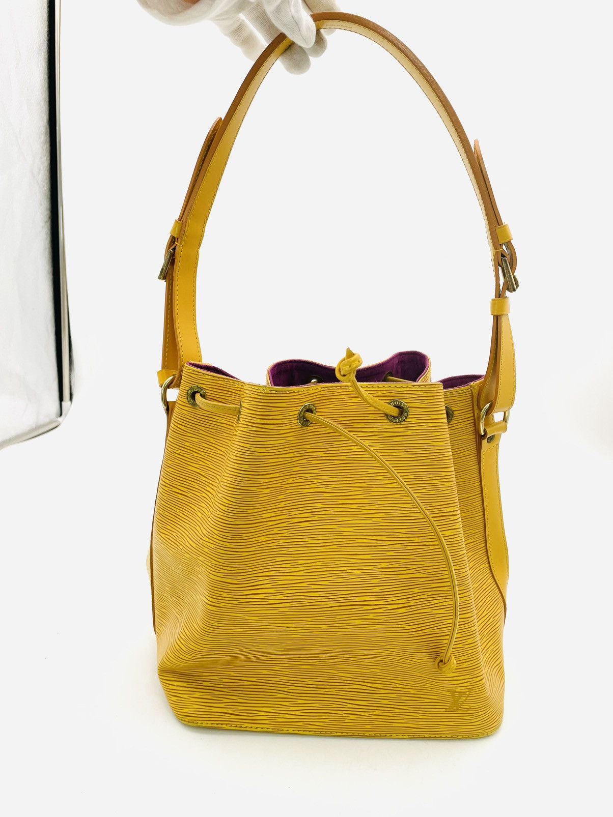 Louis Vuitton Epi Noe Yellow Leather Shoulder Bag M44109 Size ONE SIZE - 1 Thumbnail