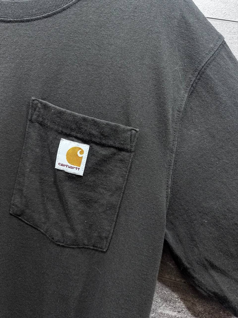 Carhartt Carhartt Pocket T-Shirt Back Logo Men’s Size M Size US M / EU 48-50 / 2 - 3 Thumbnail